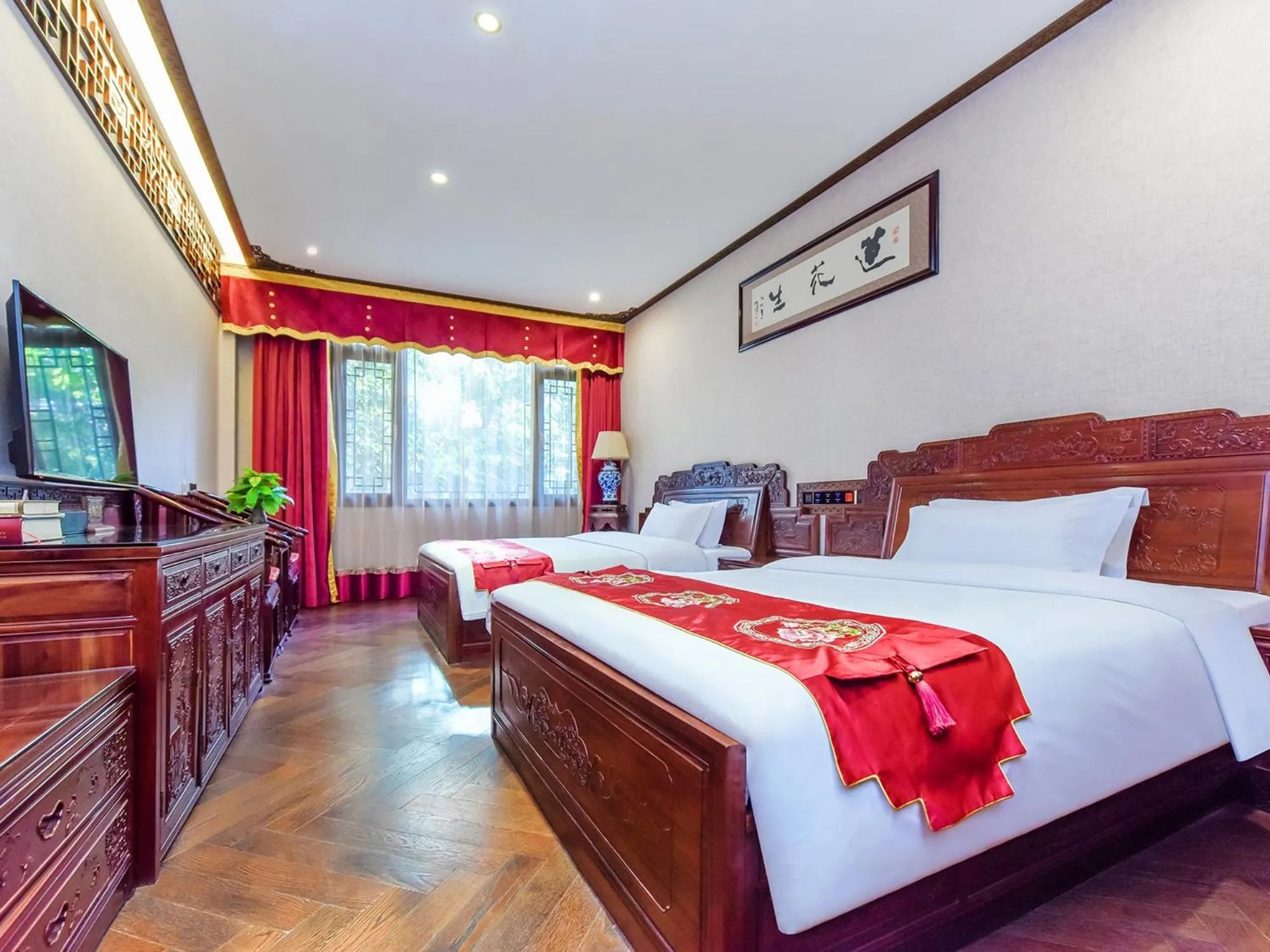 Property building, Bed in ChengDu Wuhou Temple Han Dynasty Hotel