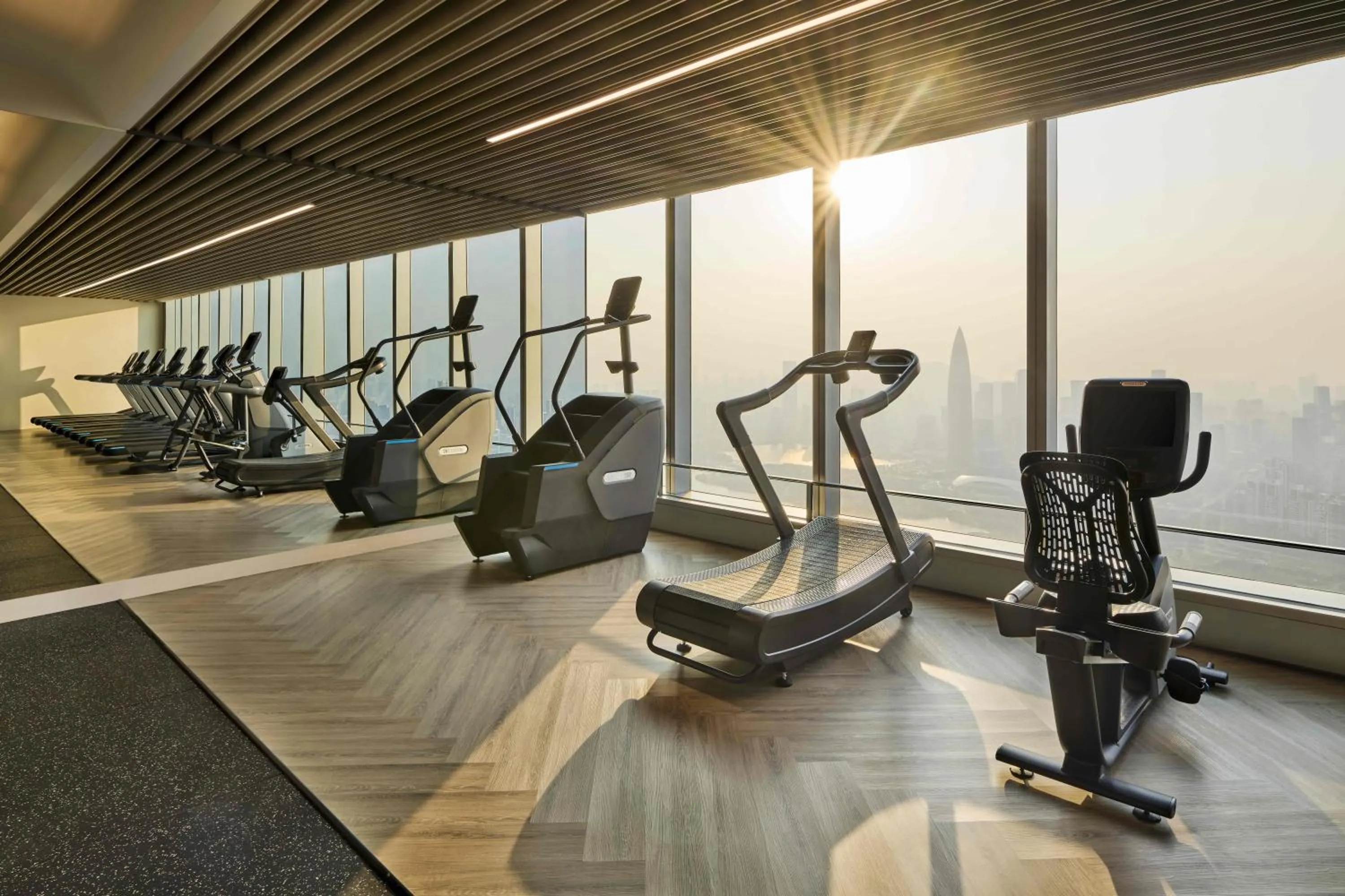 Fitness centre/facilities in Shangri-La Nanshan, Shenzhen, Stay for 2 consecutive nights and enjoy breakfast