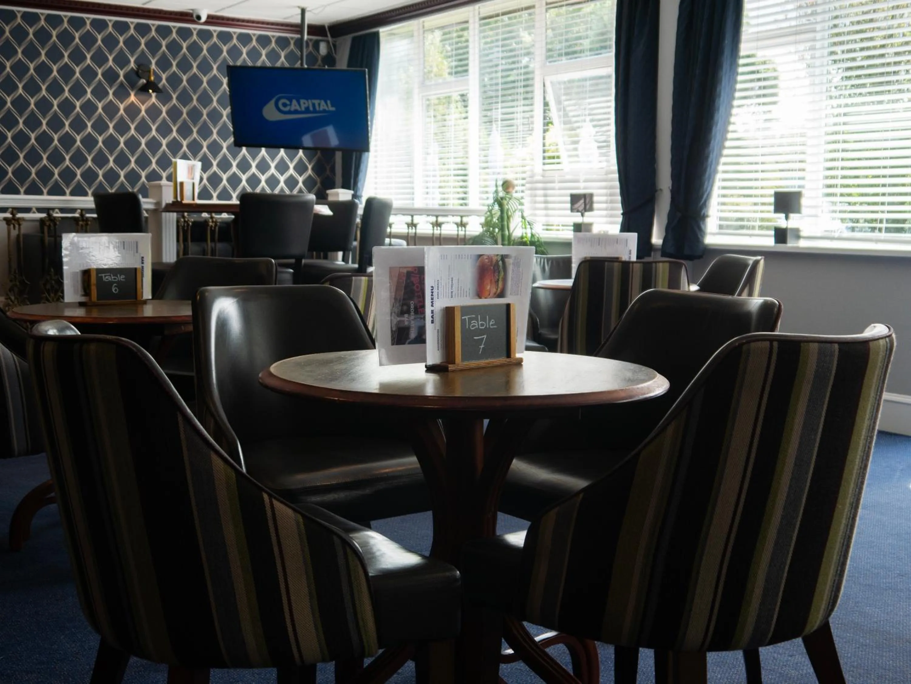 Lounge or bar in Britannia Hotel Newcastle Airport