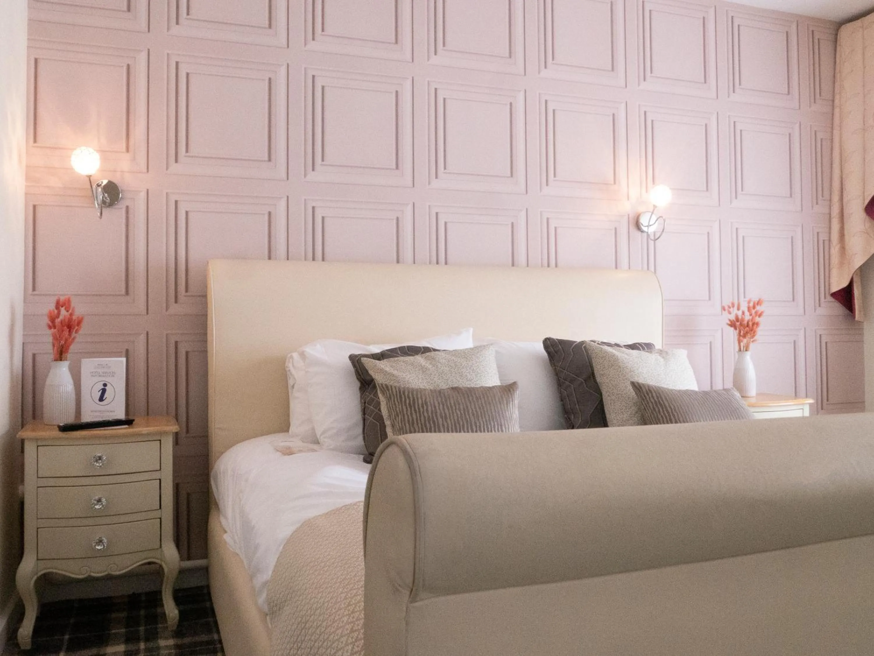 Bedroom, Bed in Britannia Hotel Newcastle Airport