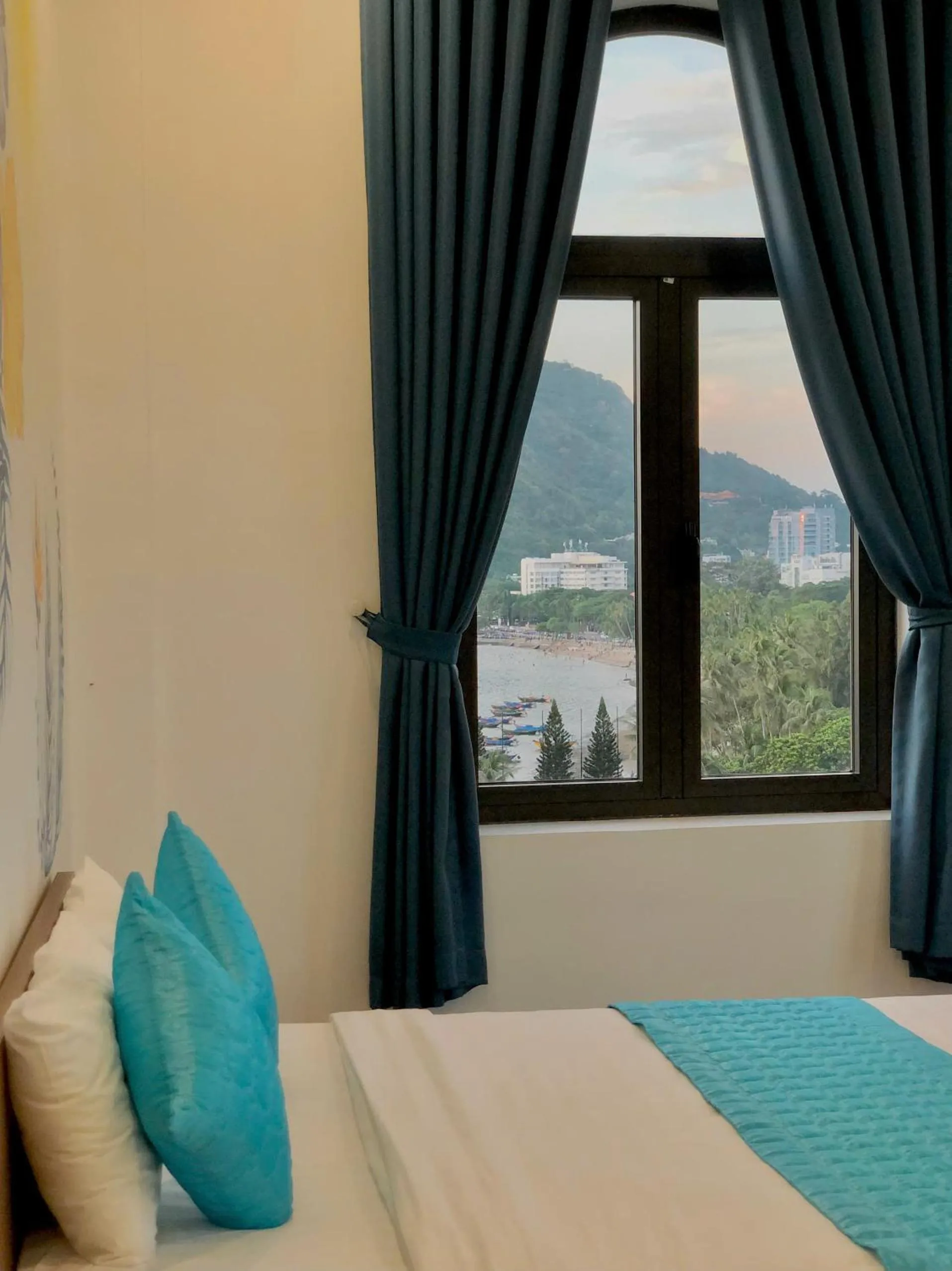 Bed in MONTANA HOMESTAY VUNG TAU