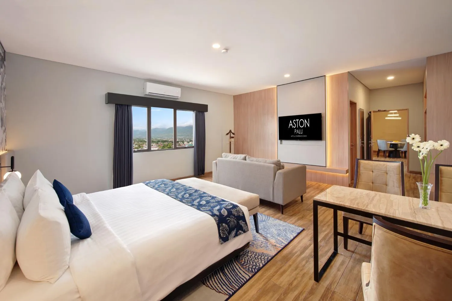 Bedroom, Bed in Aston Palu Hotel & Conference Center