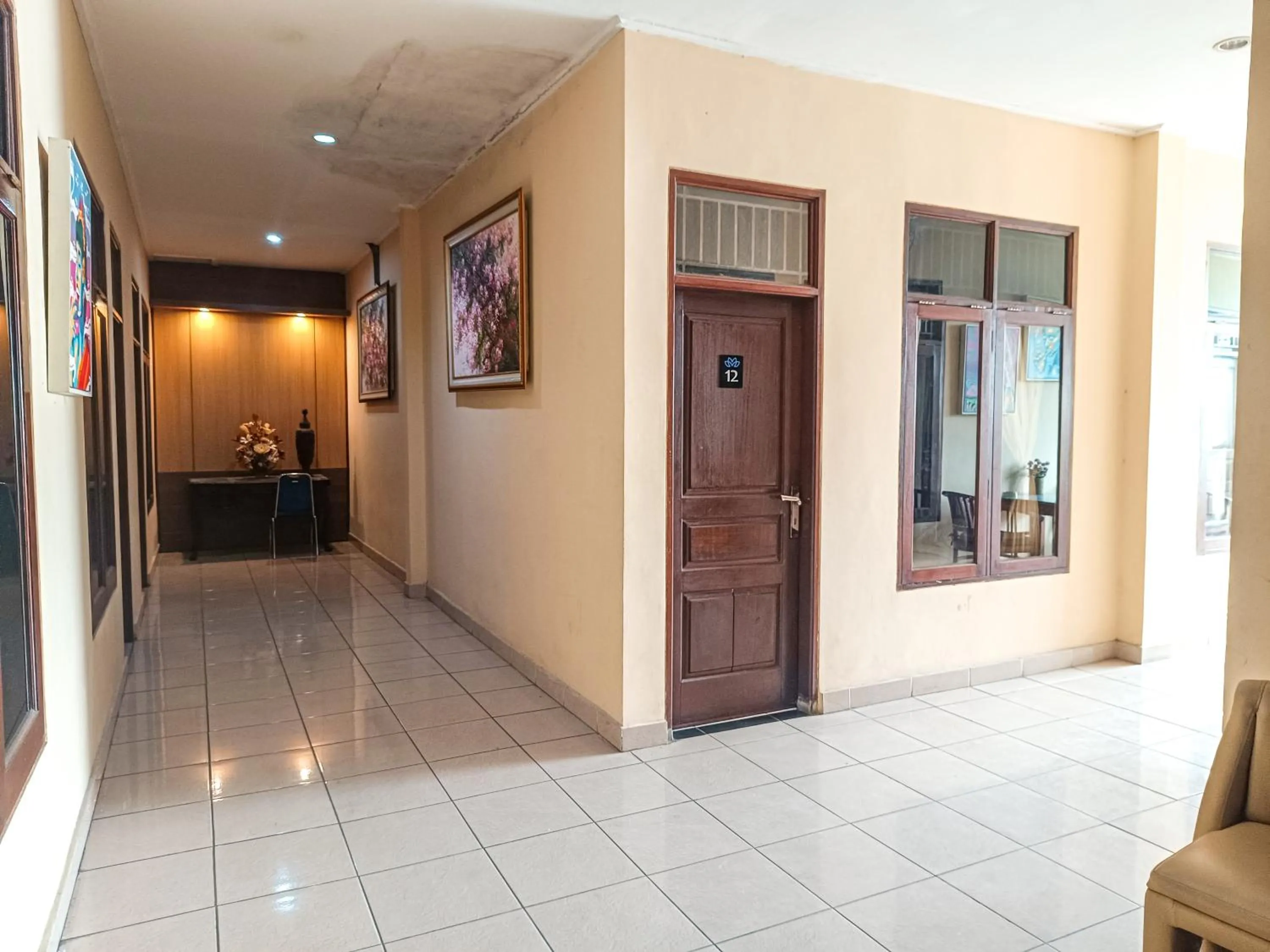 Property building in Miraa Guest House & Resto