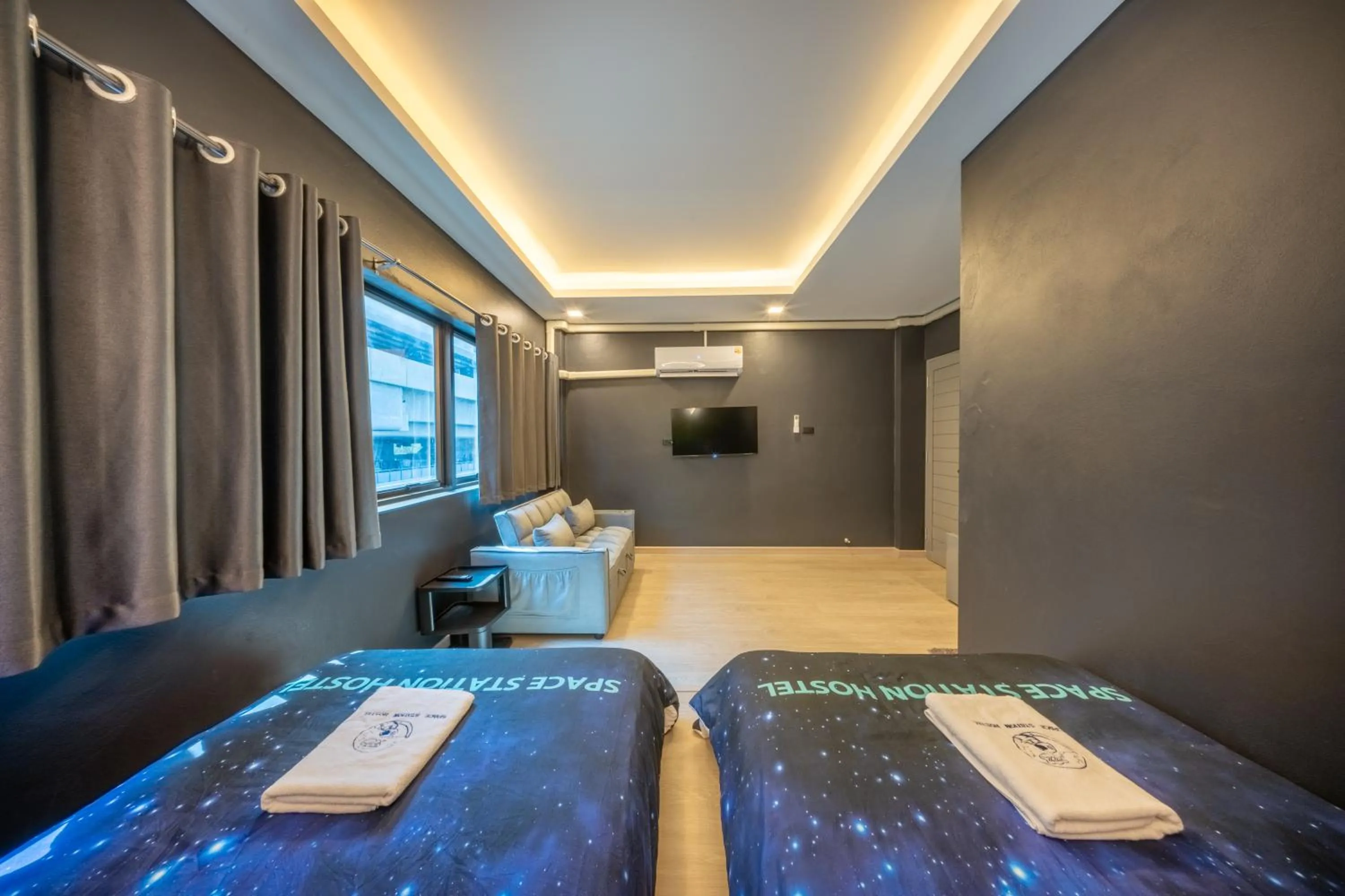 TV and multimedia, Bed in Space Station Hostel