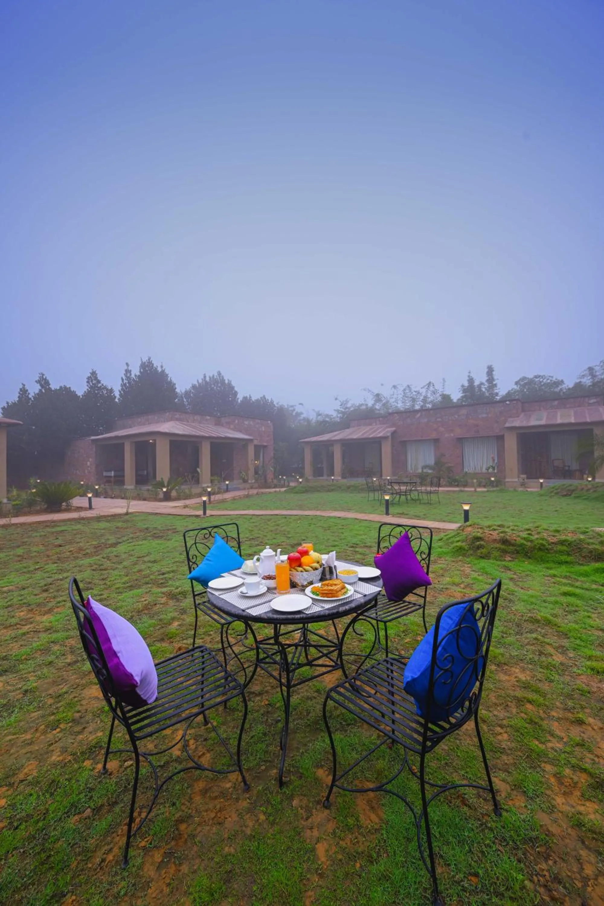 Breakfast in Aranya Vilas, Ranthambhore