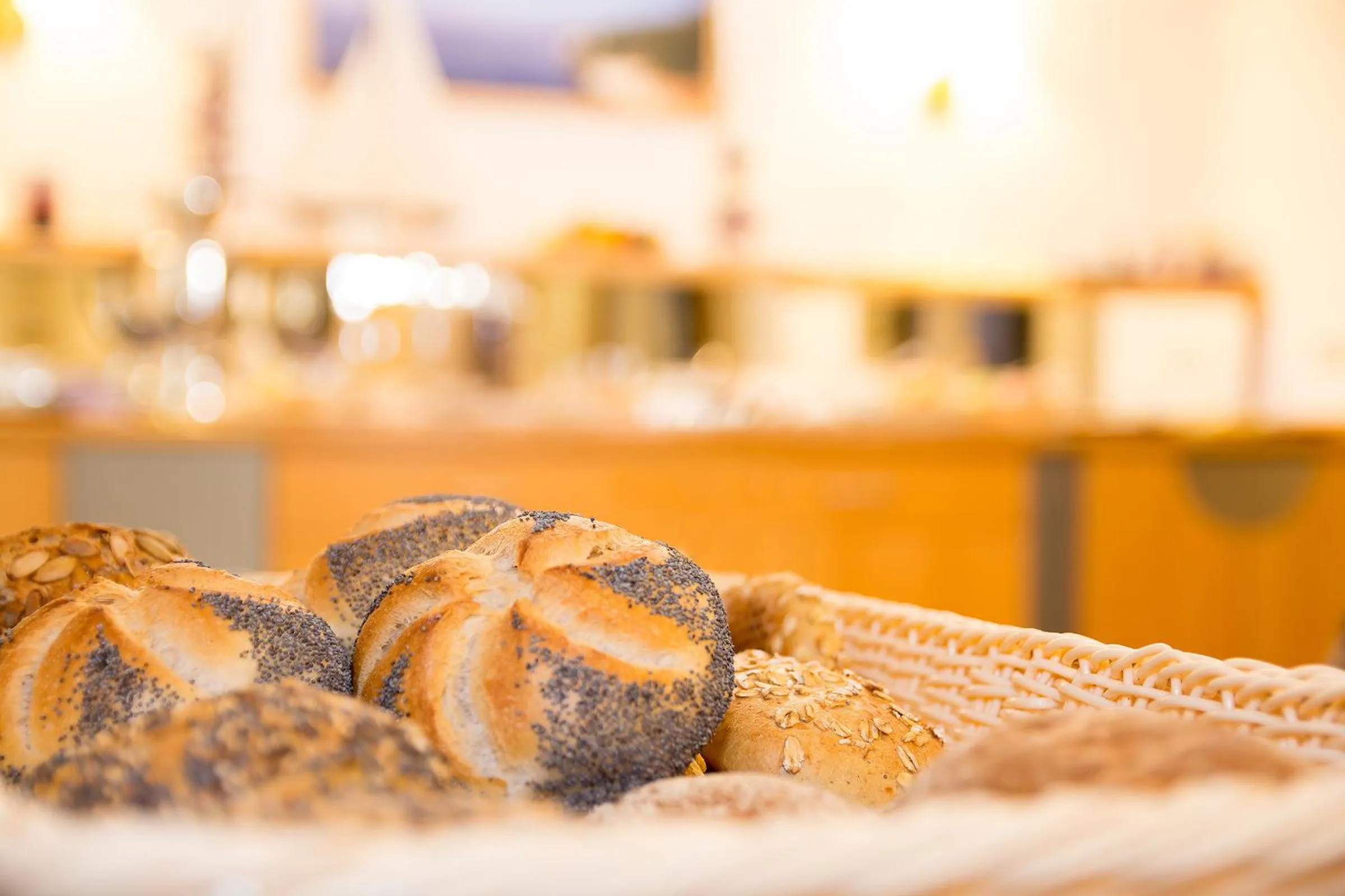 Buffet breakfast in Villa Osada