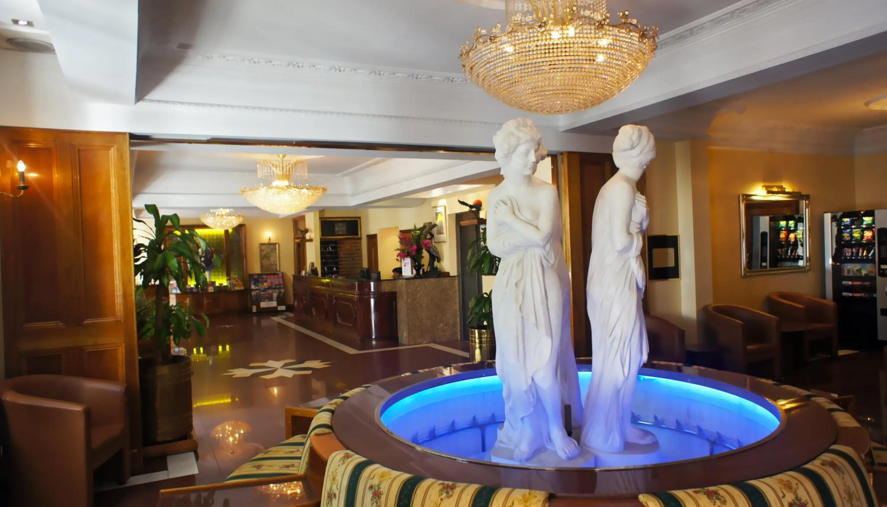 Lobby or reception in Westpoint Hotel