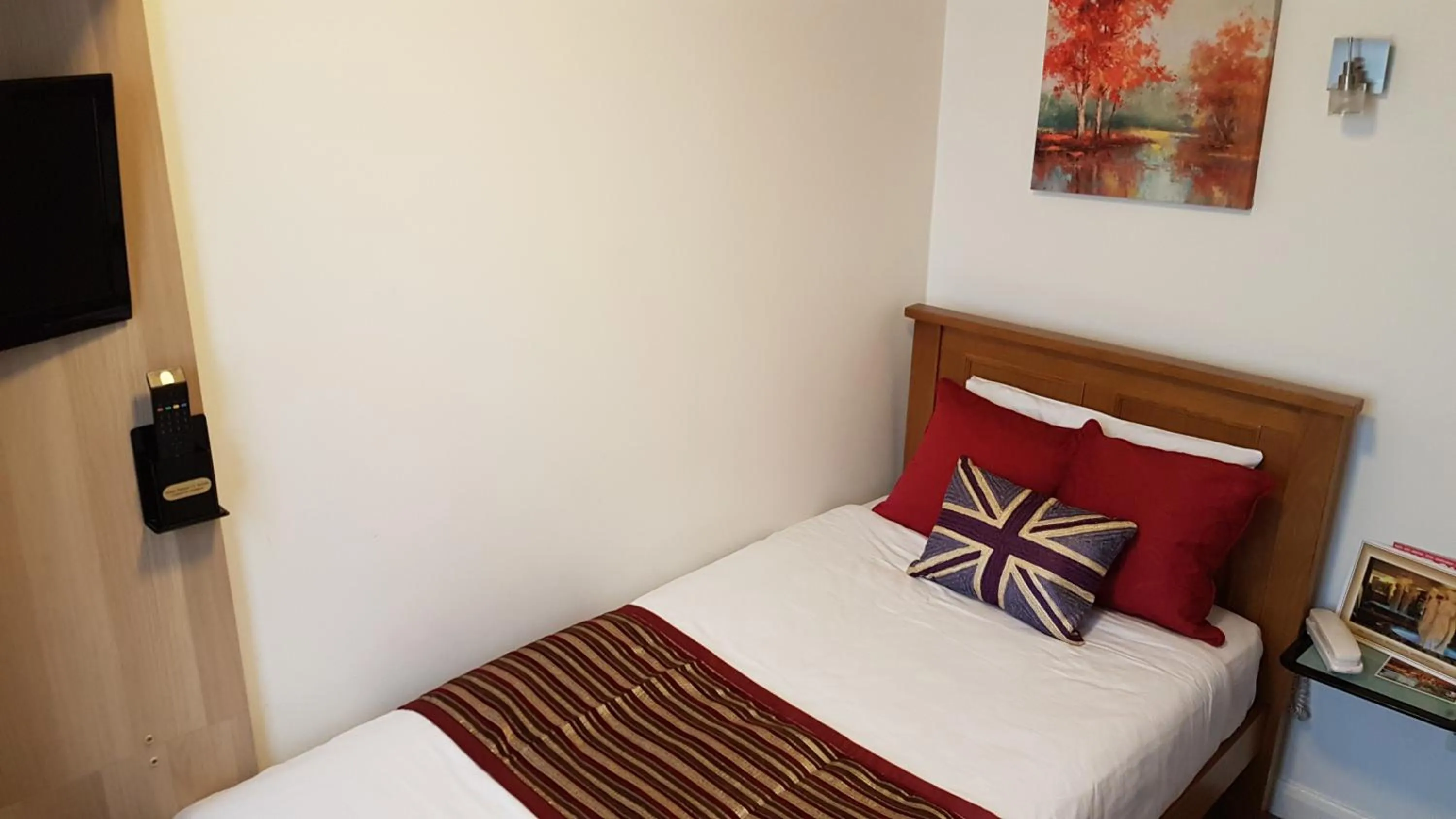 Bed in Westpoint Hotel