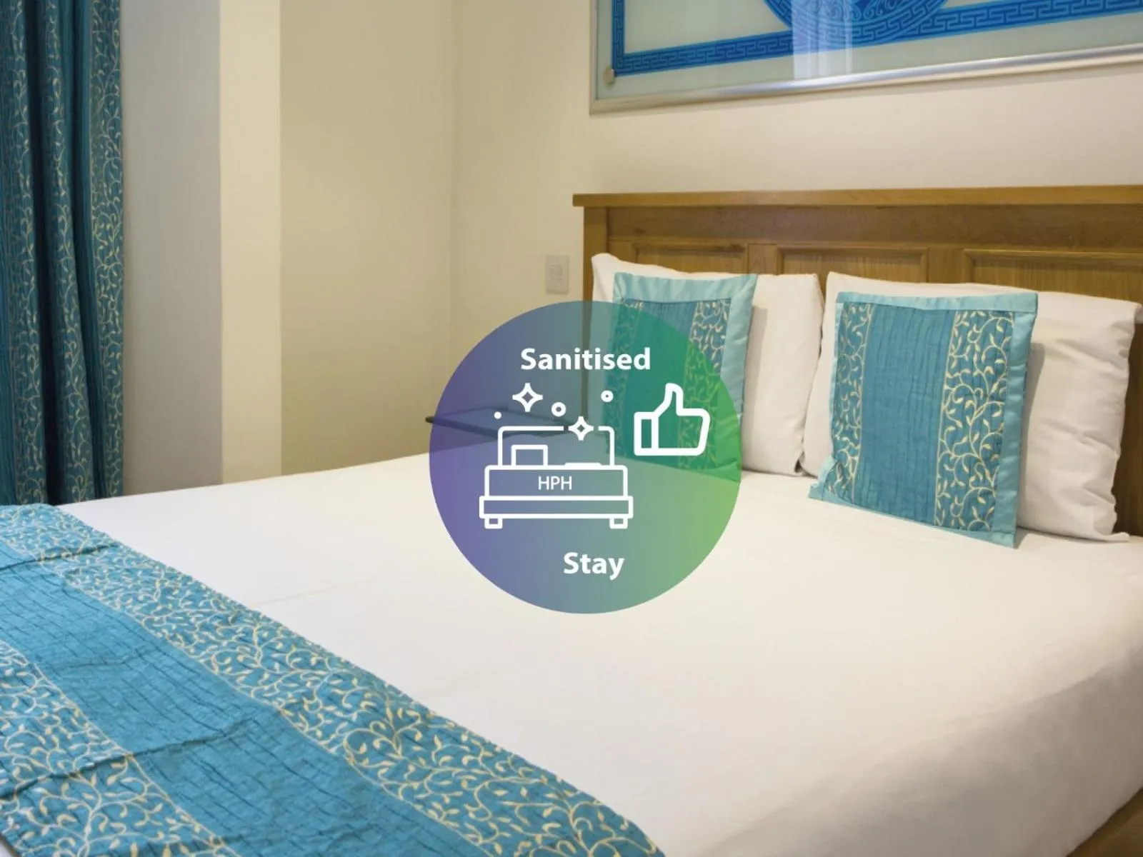 Bed in Westpoint Hotel