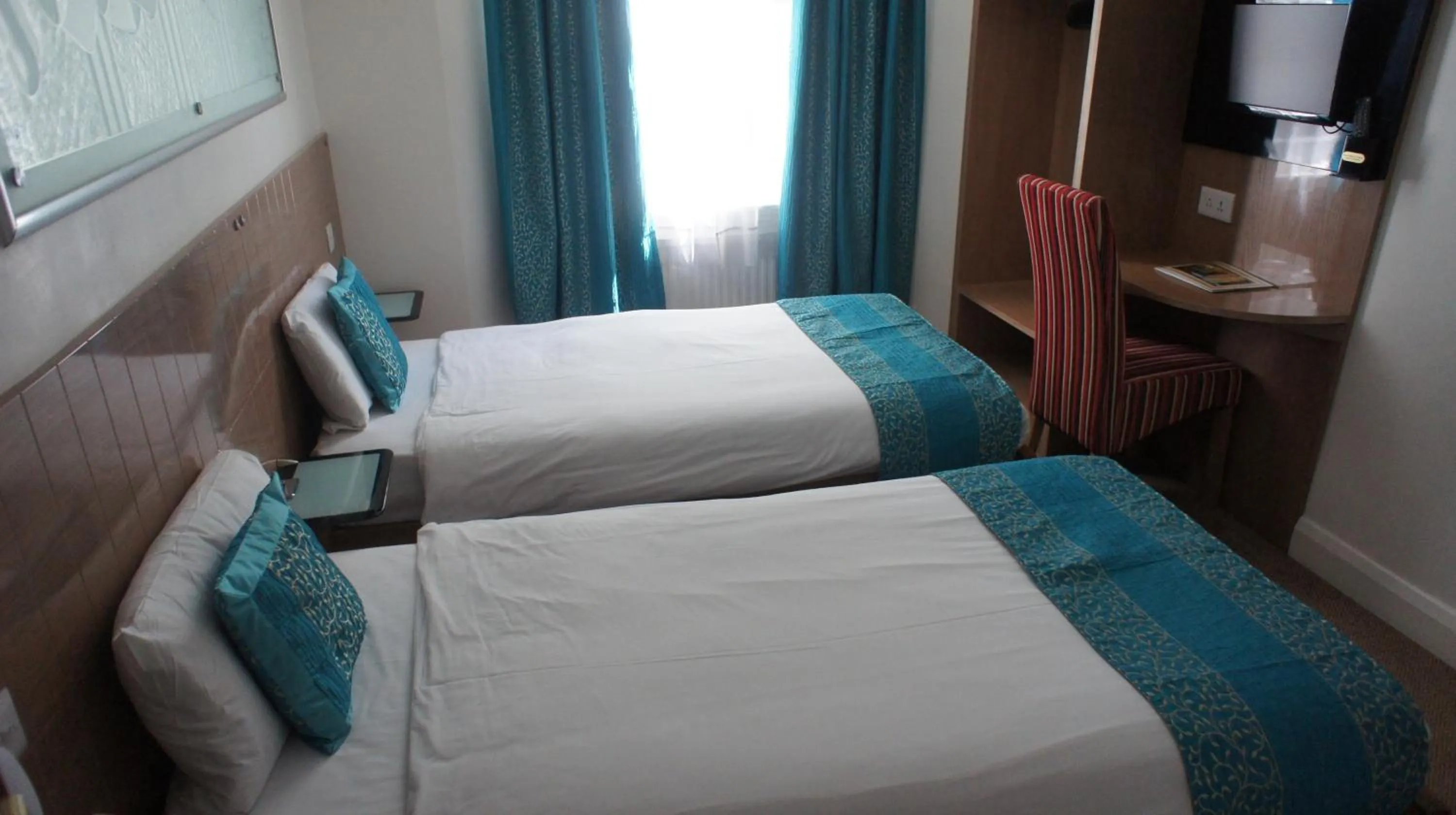 Bed in Westpoint Hotel