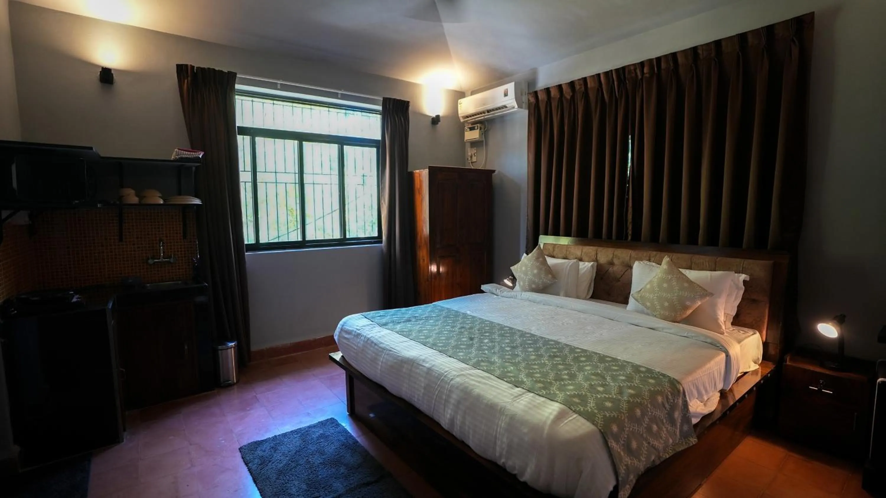 Bed in Sortby Stays, Vagator