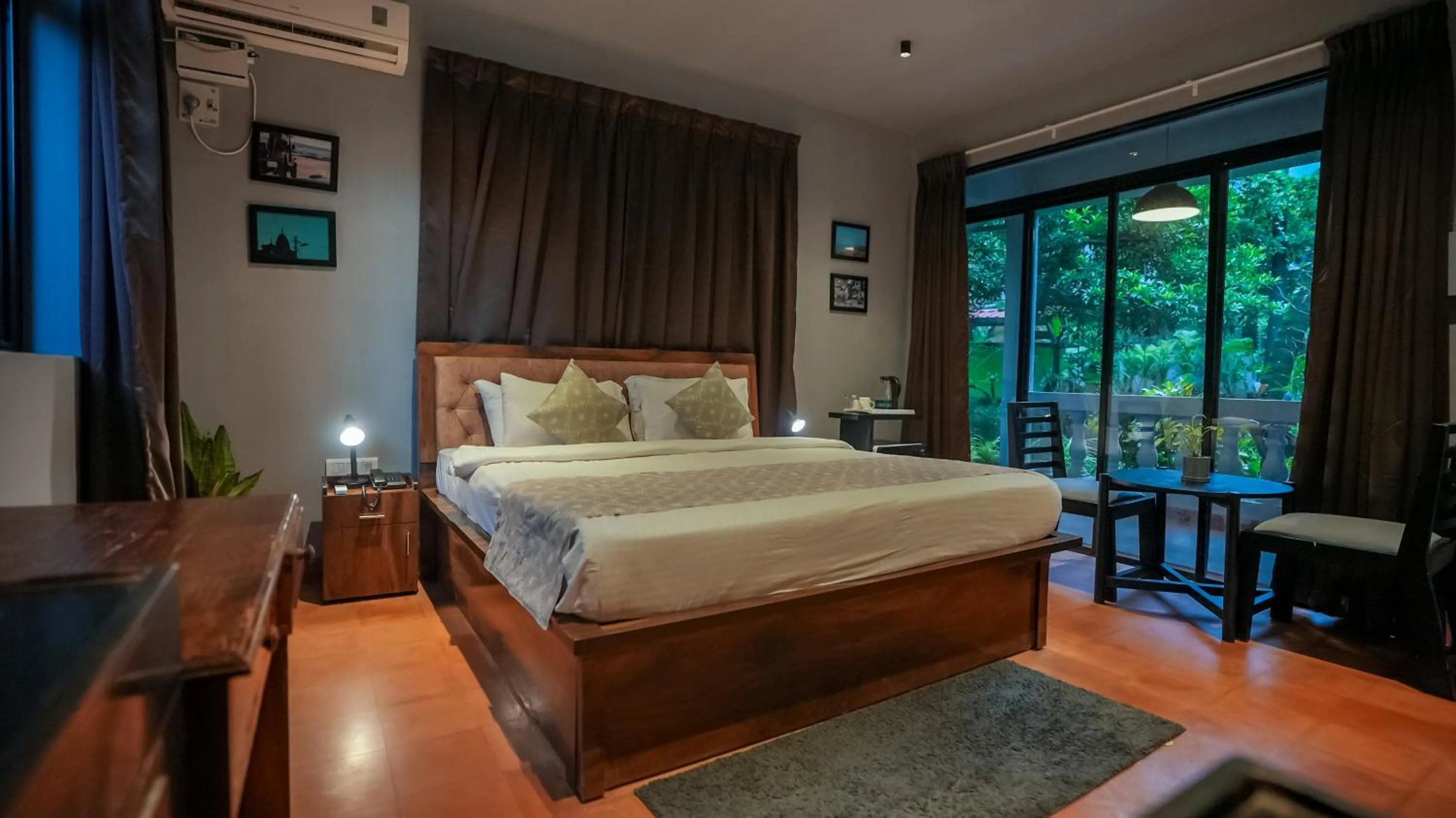 Sortby Stays, Vagator