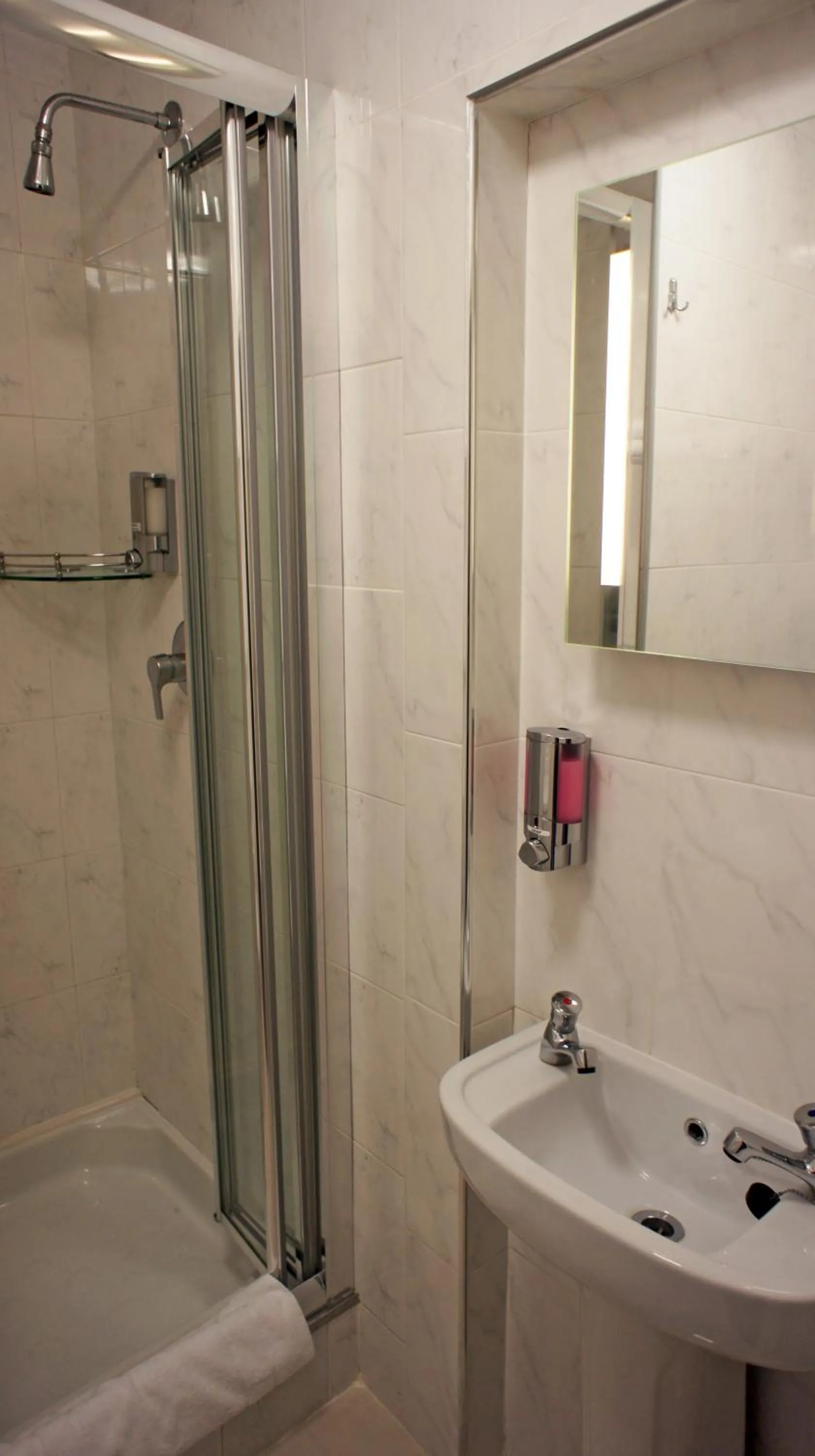 Abbey Court Hotel - Hyde Park