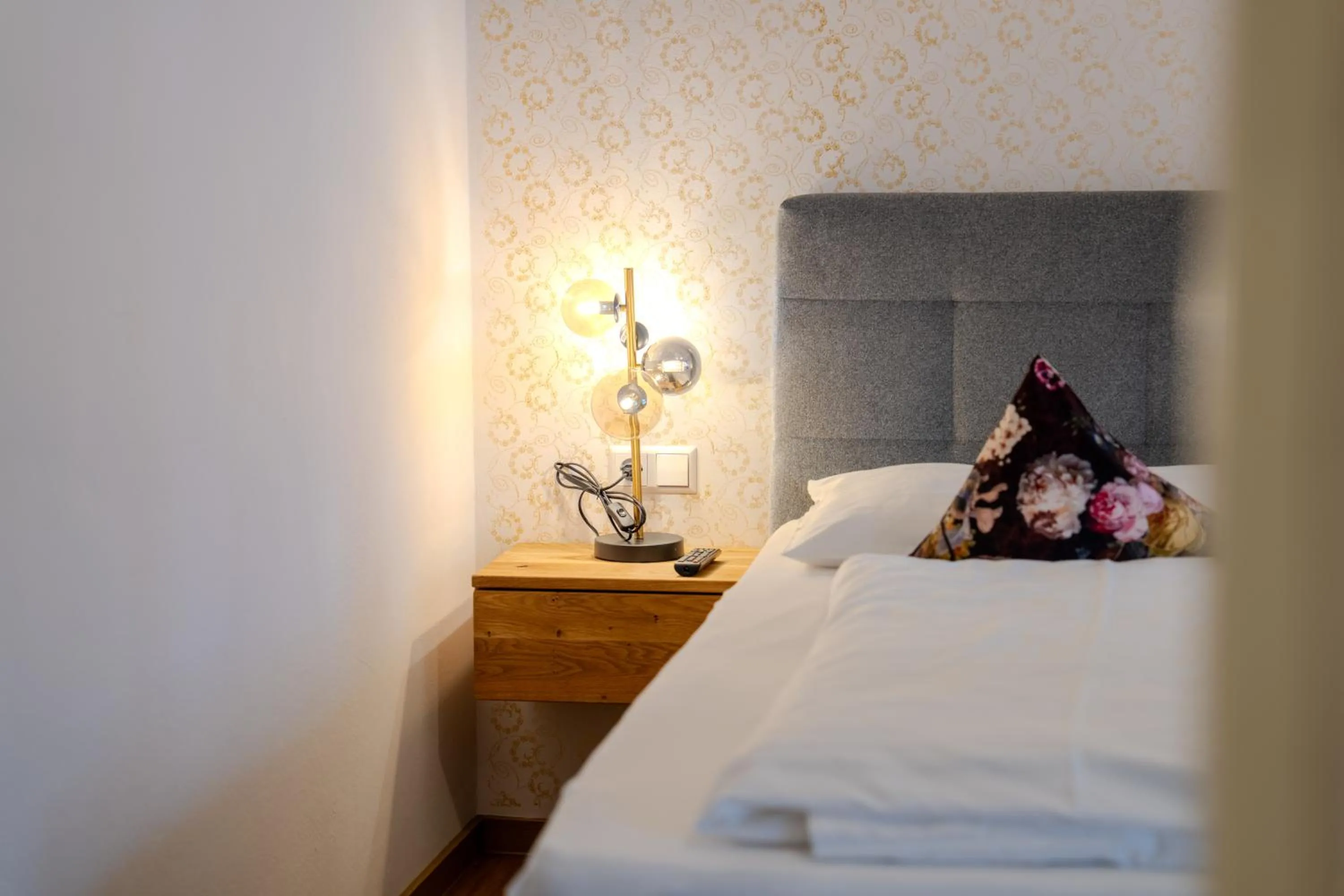 Photo of the whole room, Bed in Appartementhaus Christophorus