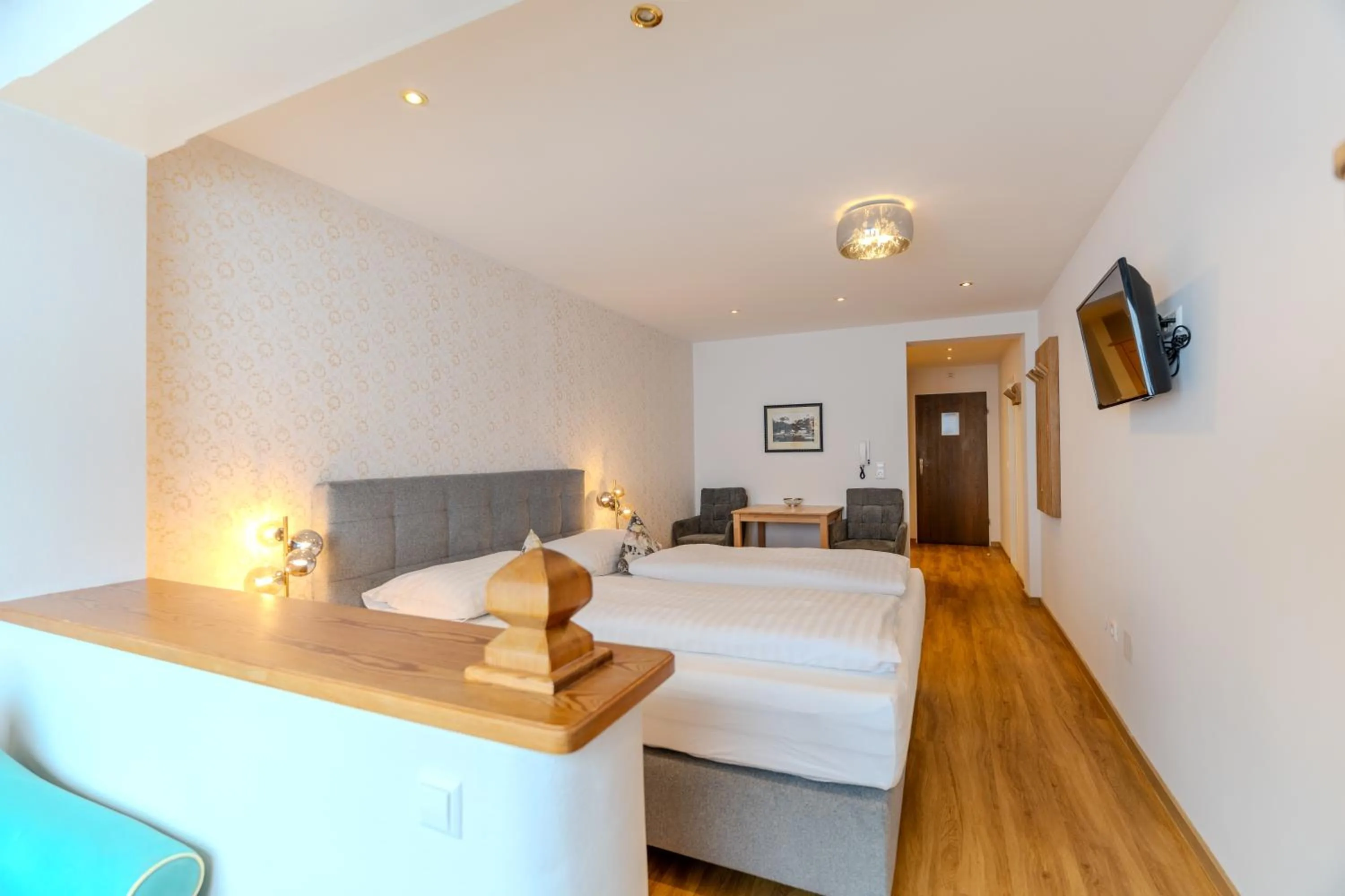 Photo of the whole room, Bed in Appartementhaus Christophorus