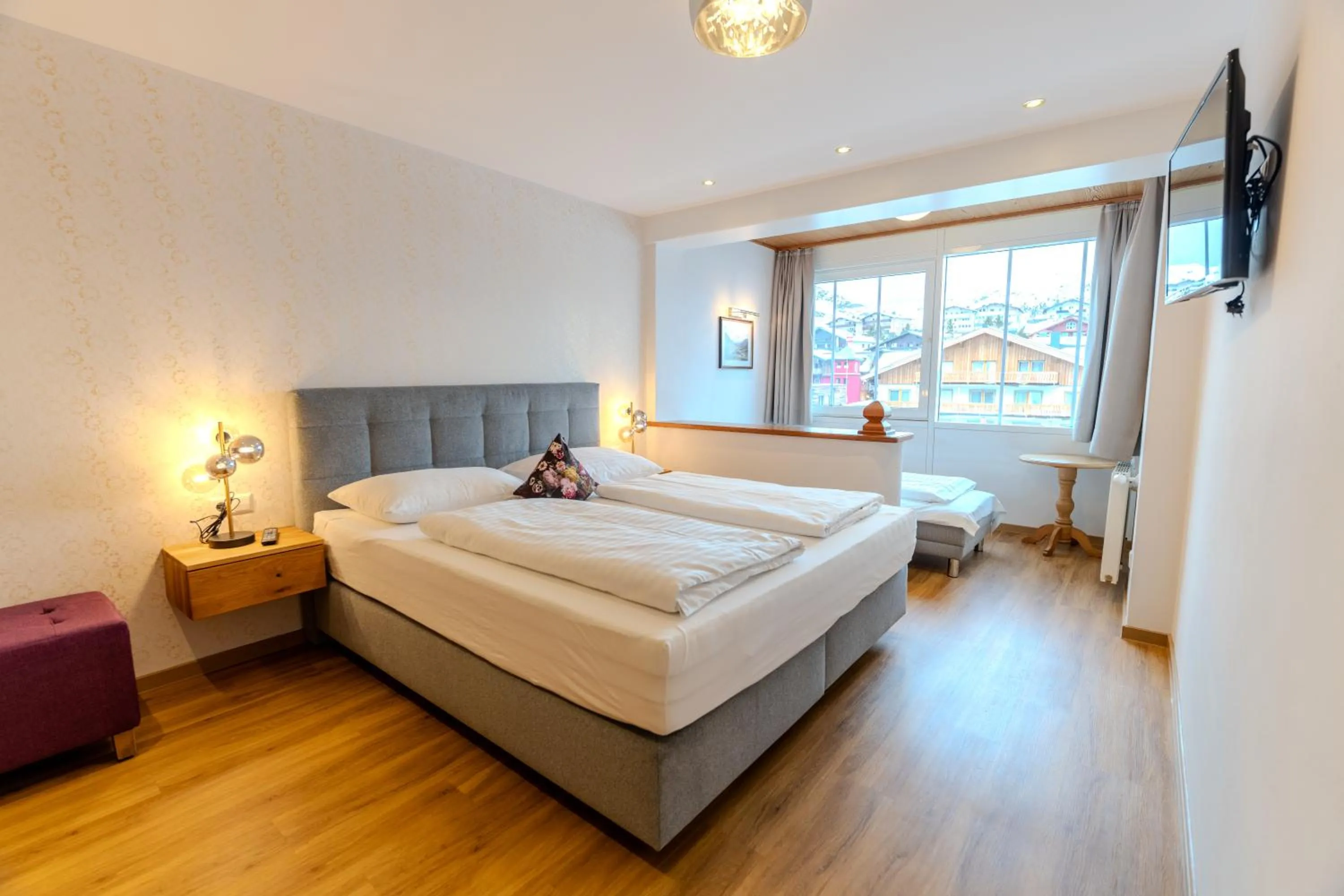 Photo of the whole room, Bed in Appartementhaus Christophorus