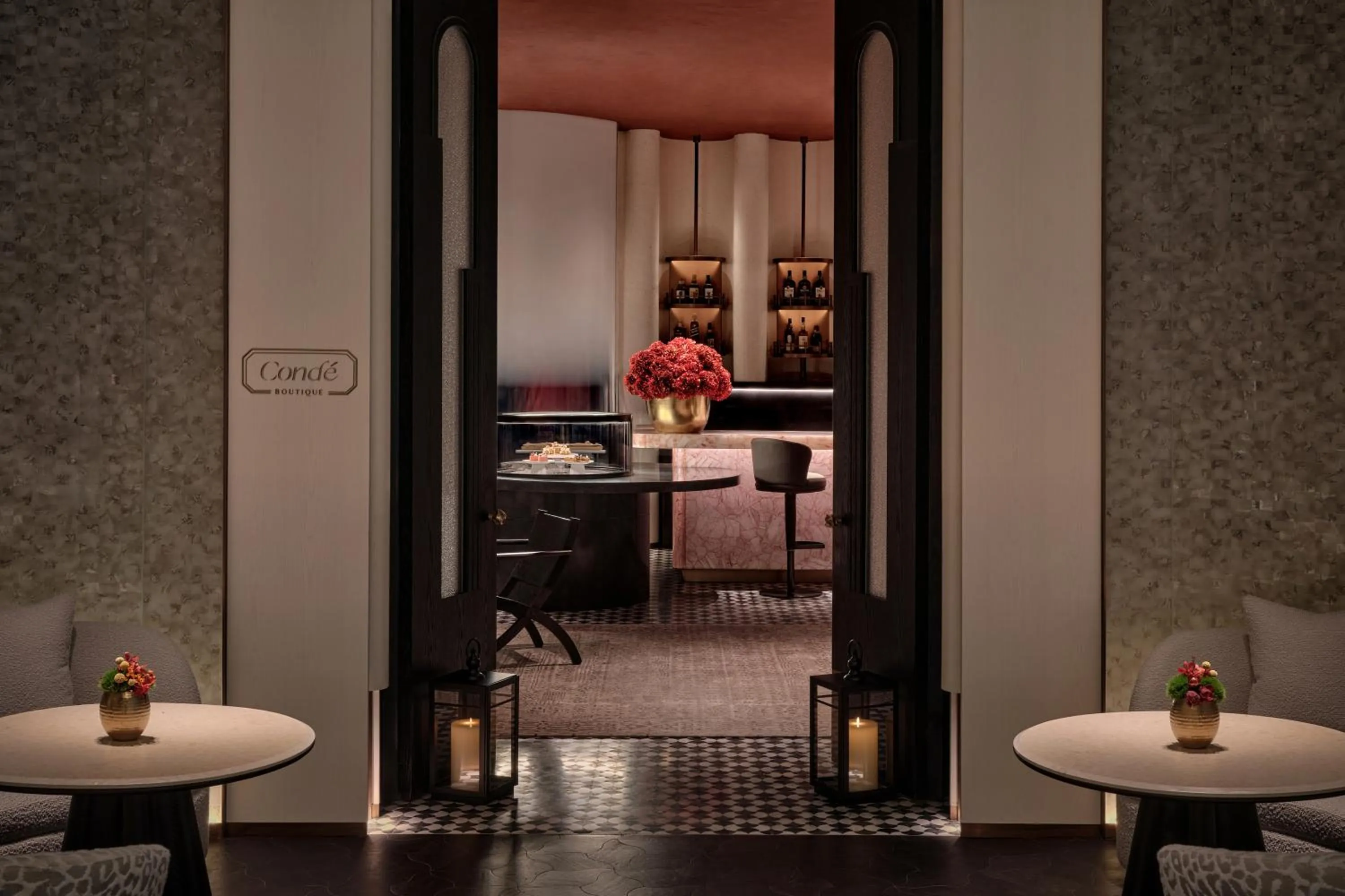 Restaurant/places to eat in Regent Shanghai on the Bund