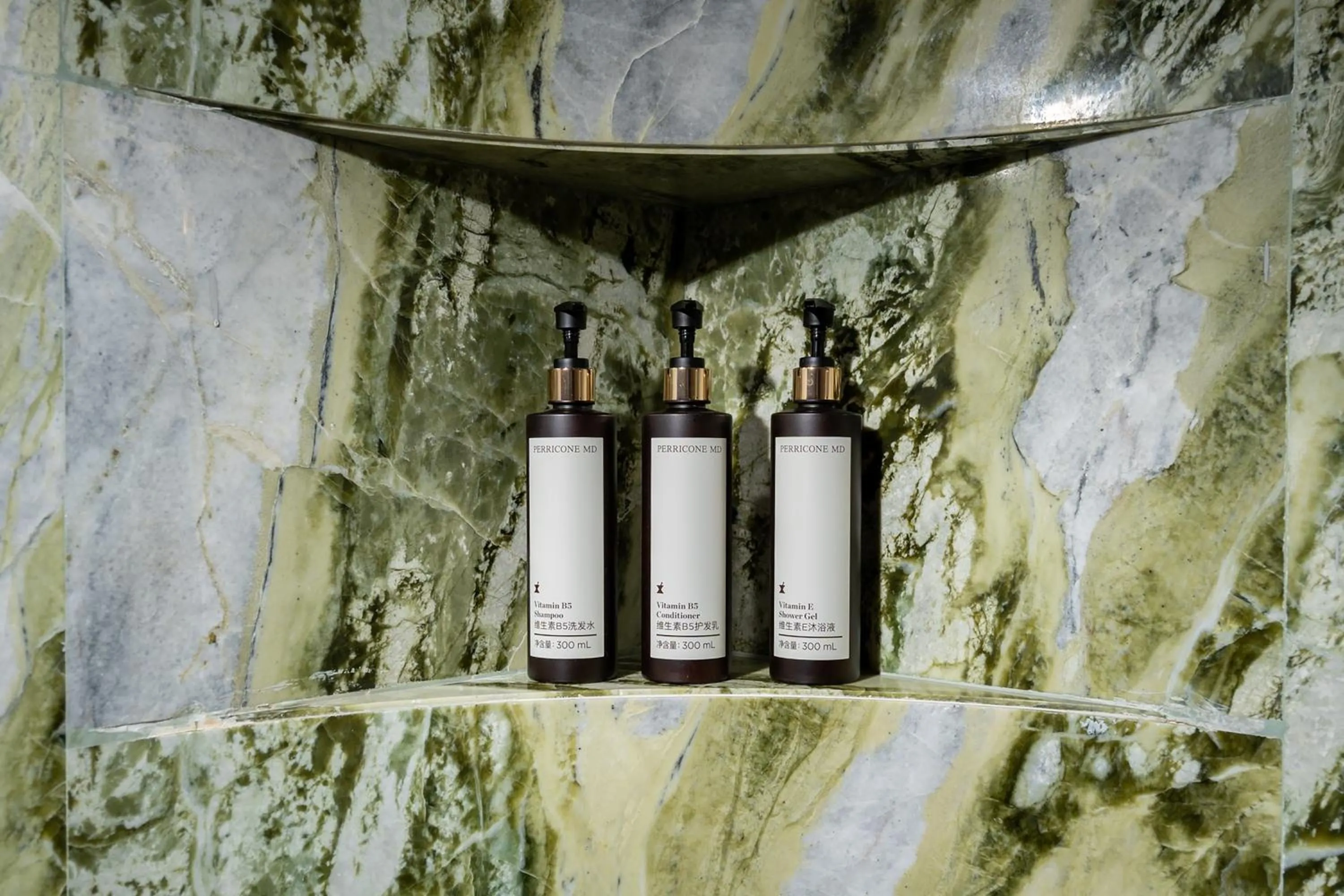 Photo of the whole room in Regent Shanghai on the Bund