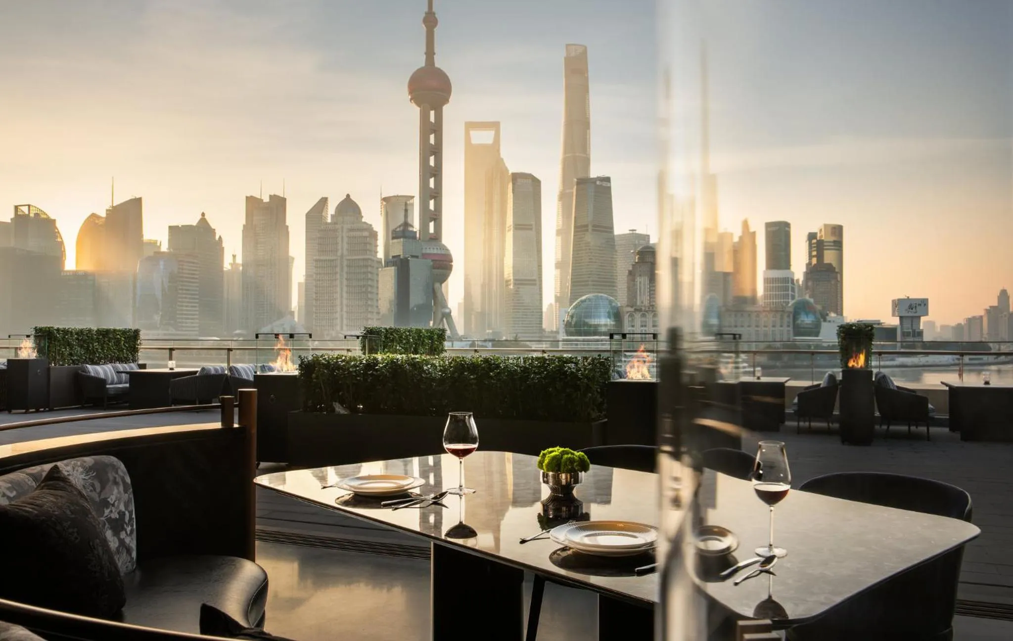 Restaurant/places to eat in Regent Shanghai on the Bund