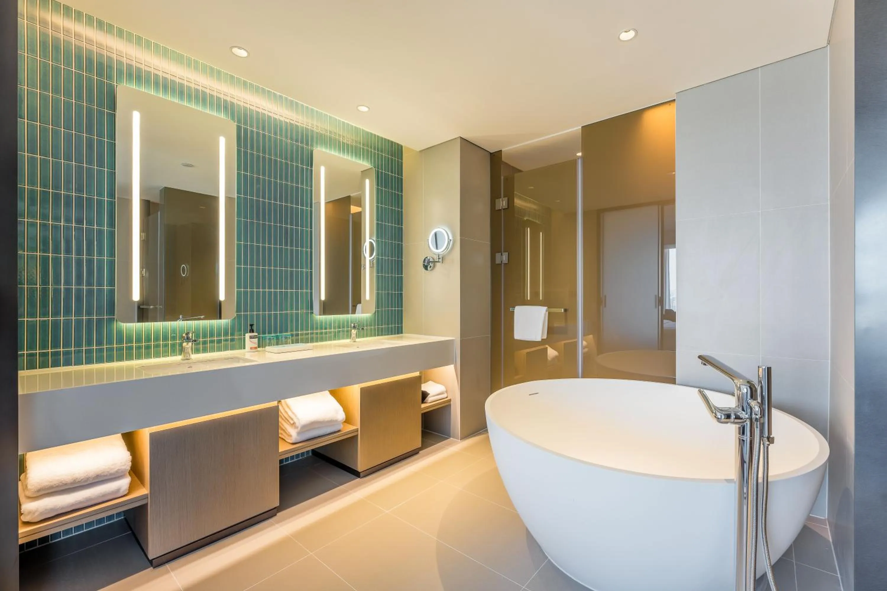 Bathroom in Holiday Inn Express Heze City Center, an IHG Hotel