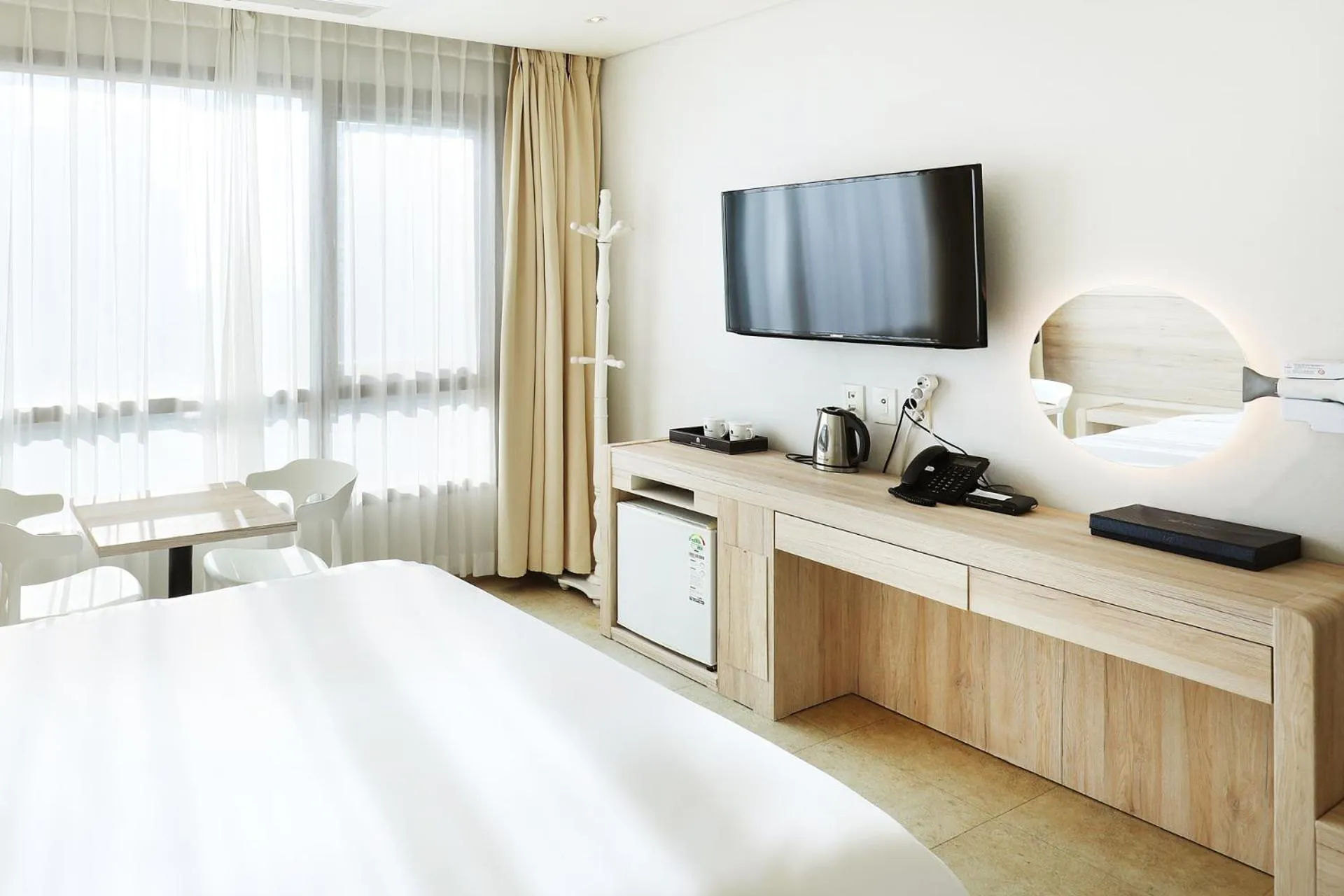 Photo of the whole room, Bed in Hotel The Sea Star