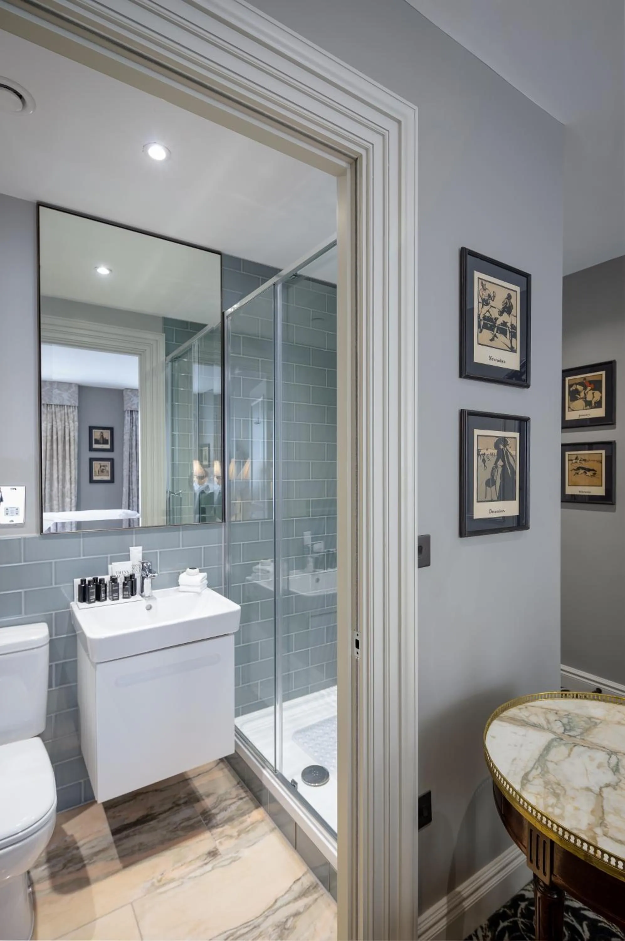 No. 30 Knightsbridge