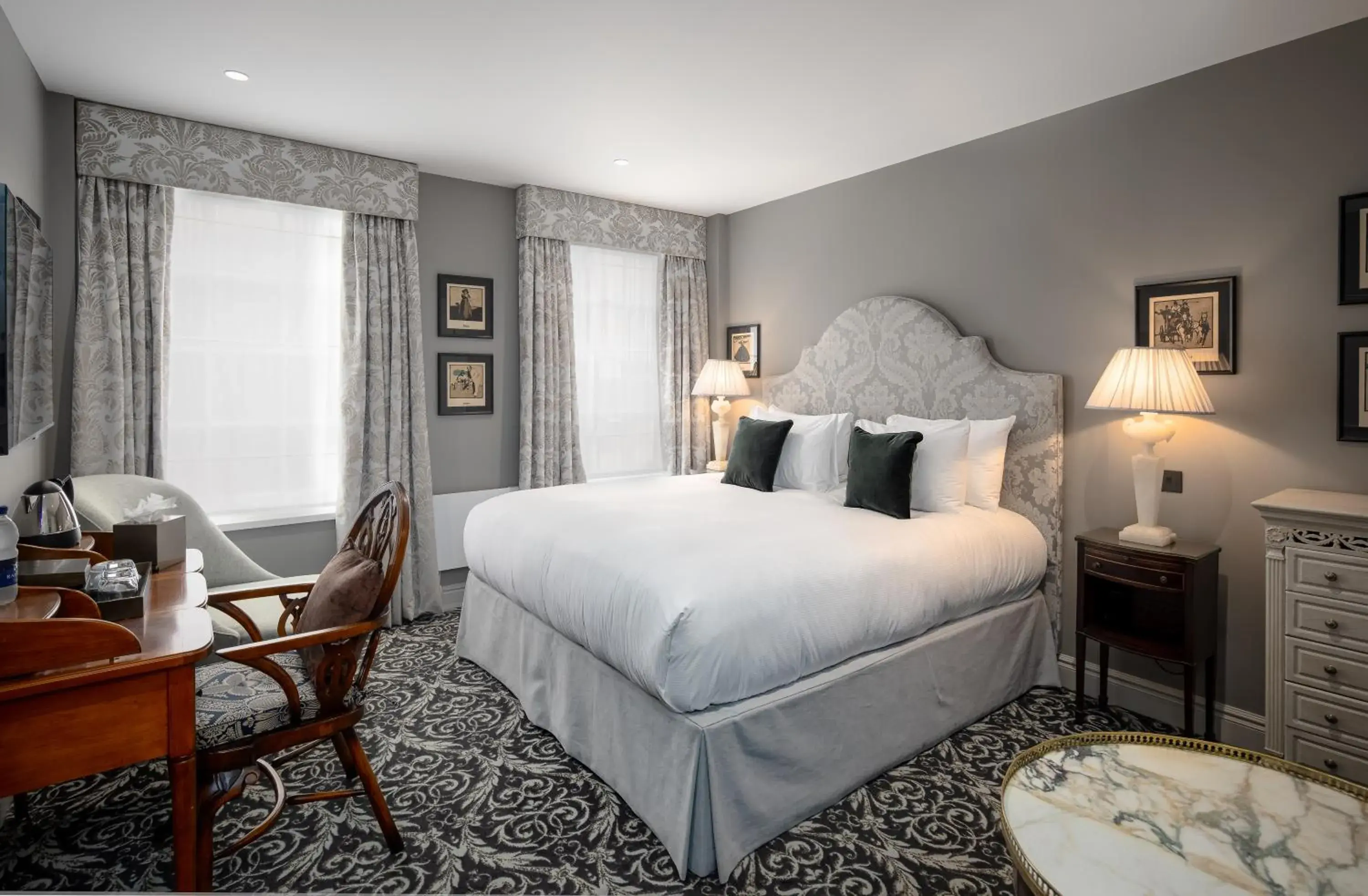 Junior Suite in No. 30 Knightsbridge Junior Suite in No. 30 Knightsbridge