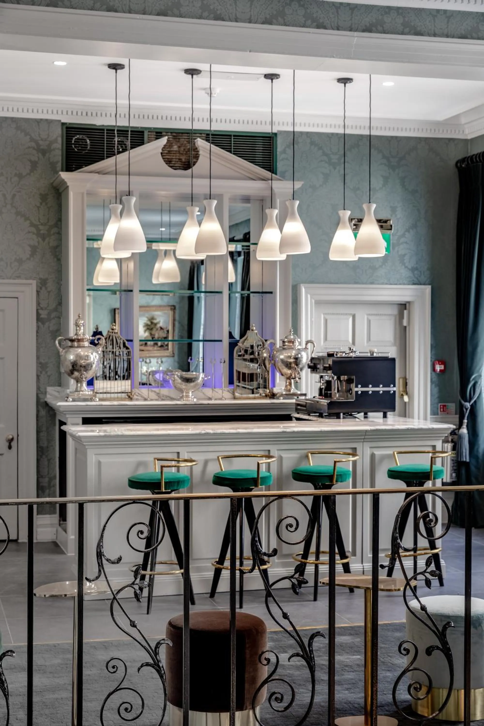 No. 30 Knightsbridge