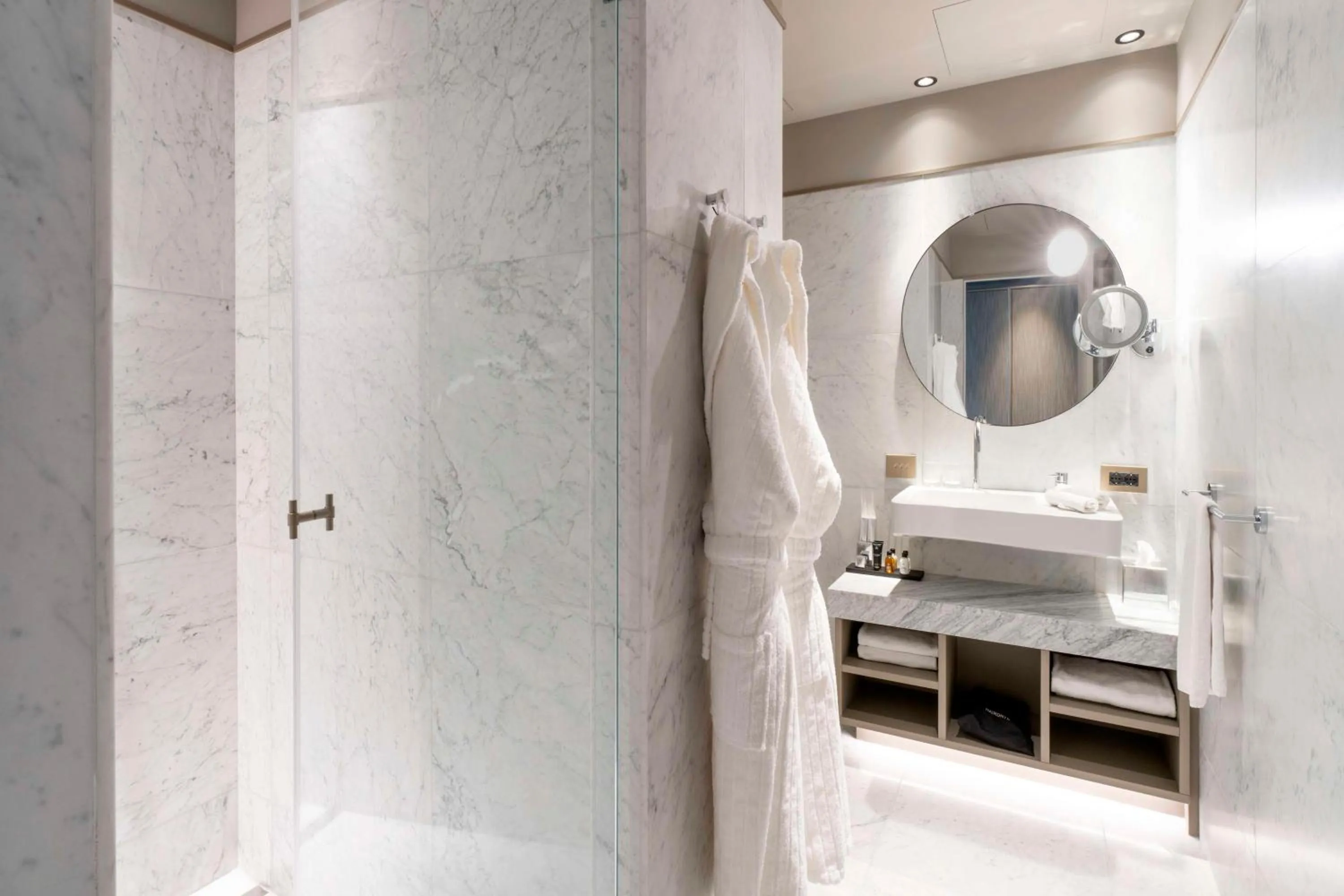 Bathroom, Bed in Radisson Collection Hotel, Roma Antica