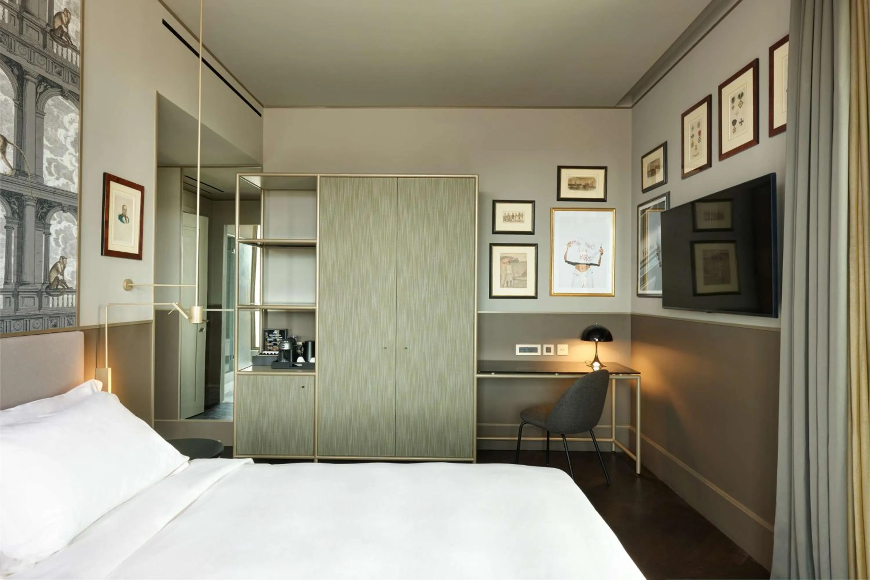 Bedroom, Bed in Radisson Collection Hotel, Roma Antica