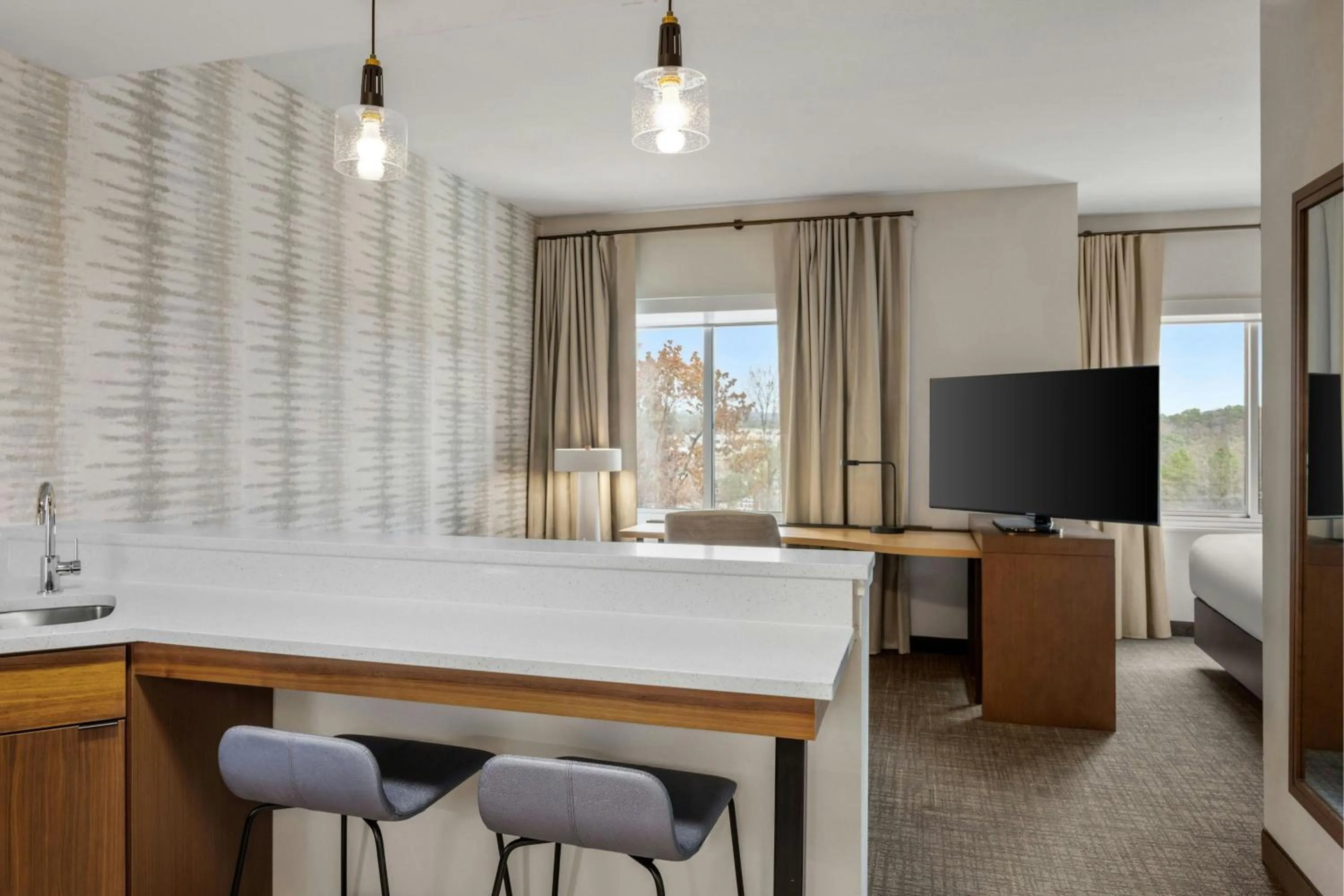 Kitchen or kitchenette, Bed in Residence Inn by Marriott Homewood Mountain Brook