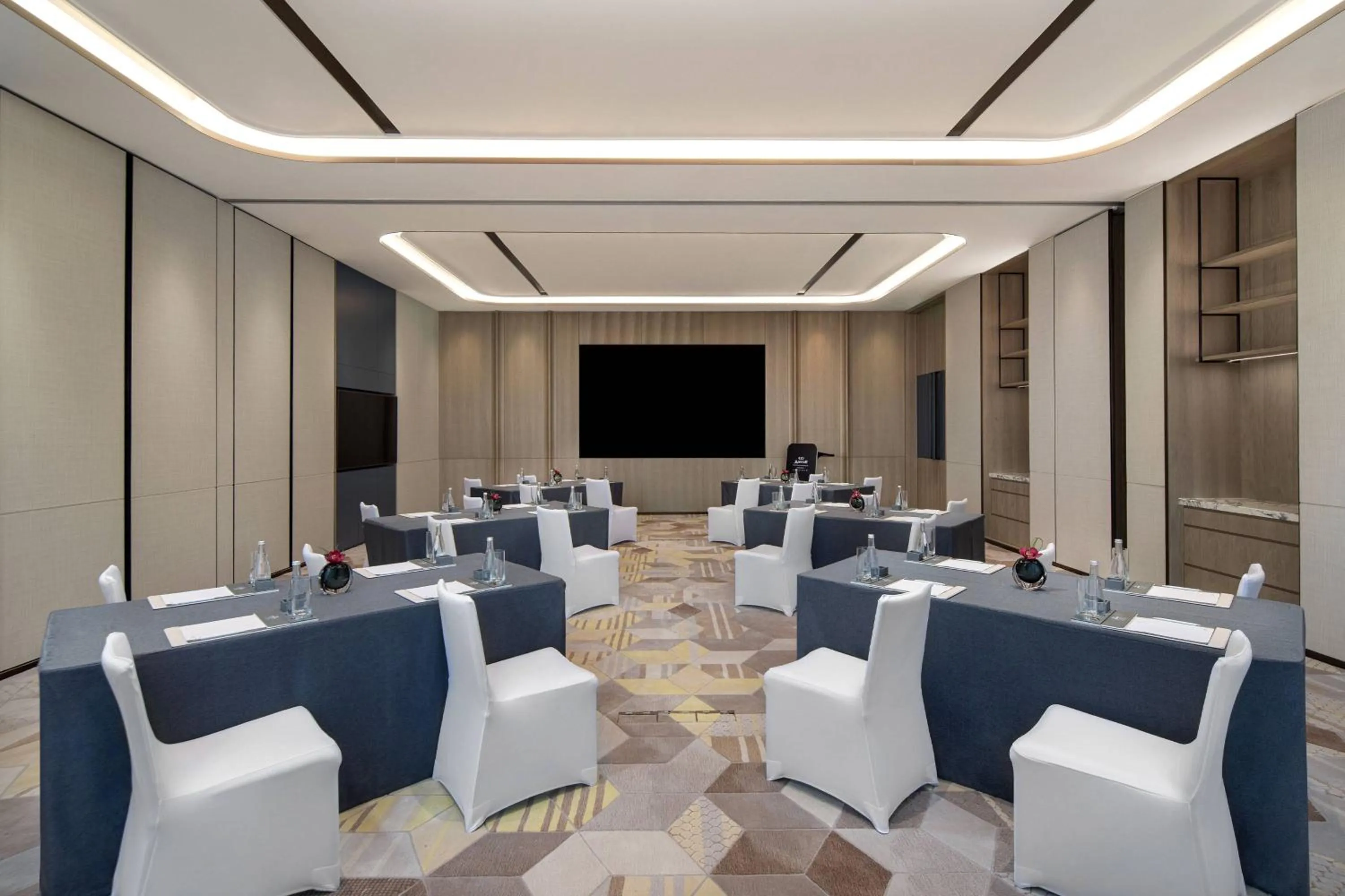 Meeting/conference room in Marriott Executive Apartments Hangzhou