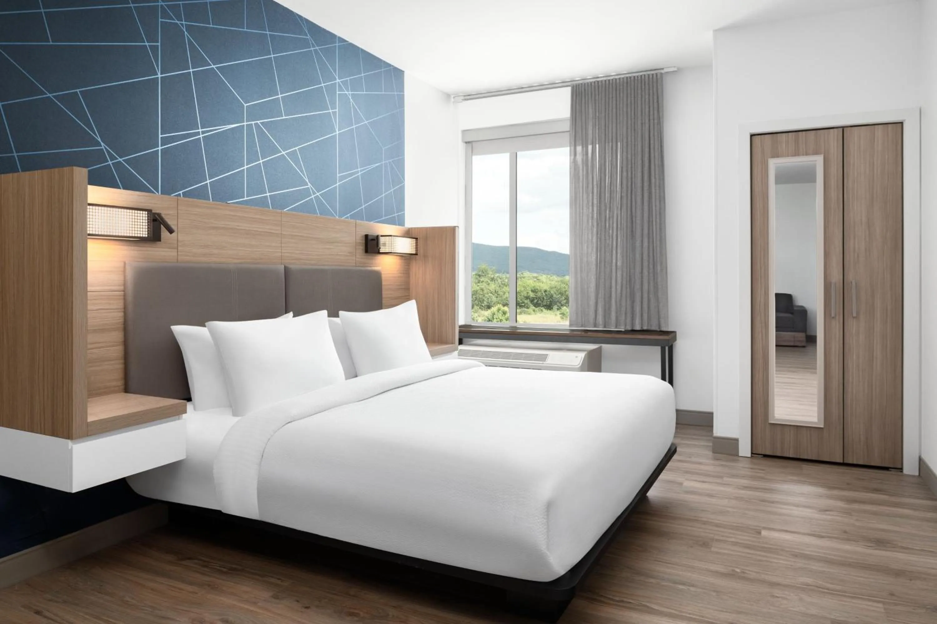 Bedroom, Bed in SpringHill Suites by Marriott Roanoke North