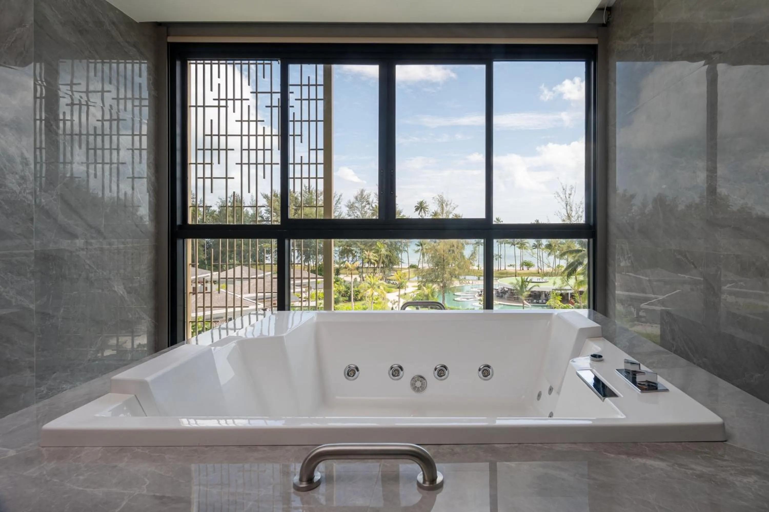 Hot Tub in Four Points by Sheraton Bintan, Lagoi Bay