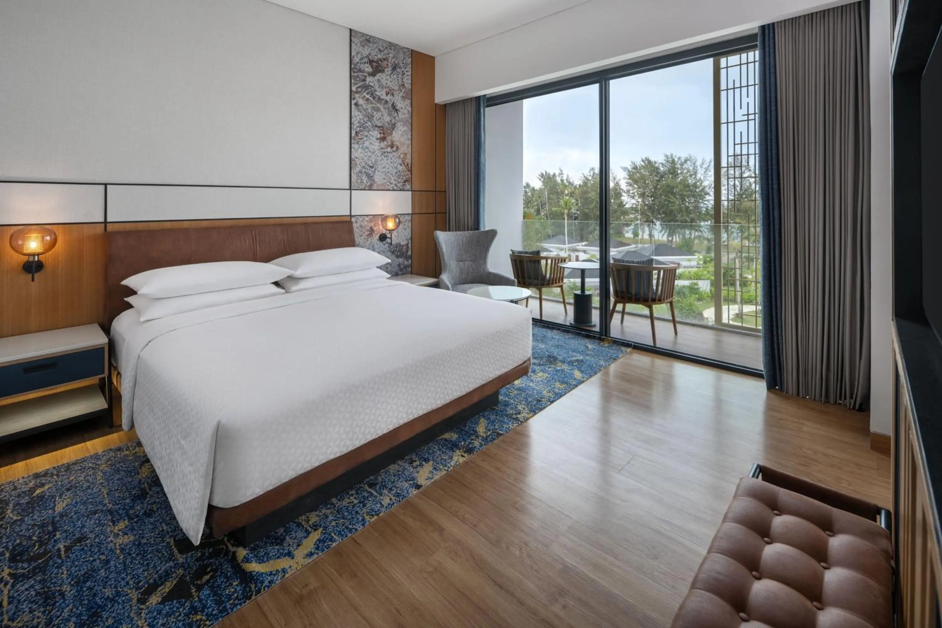 Photo of the whole room, Bed in Four Points by Sheraton Bintan, Lagoi Bay