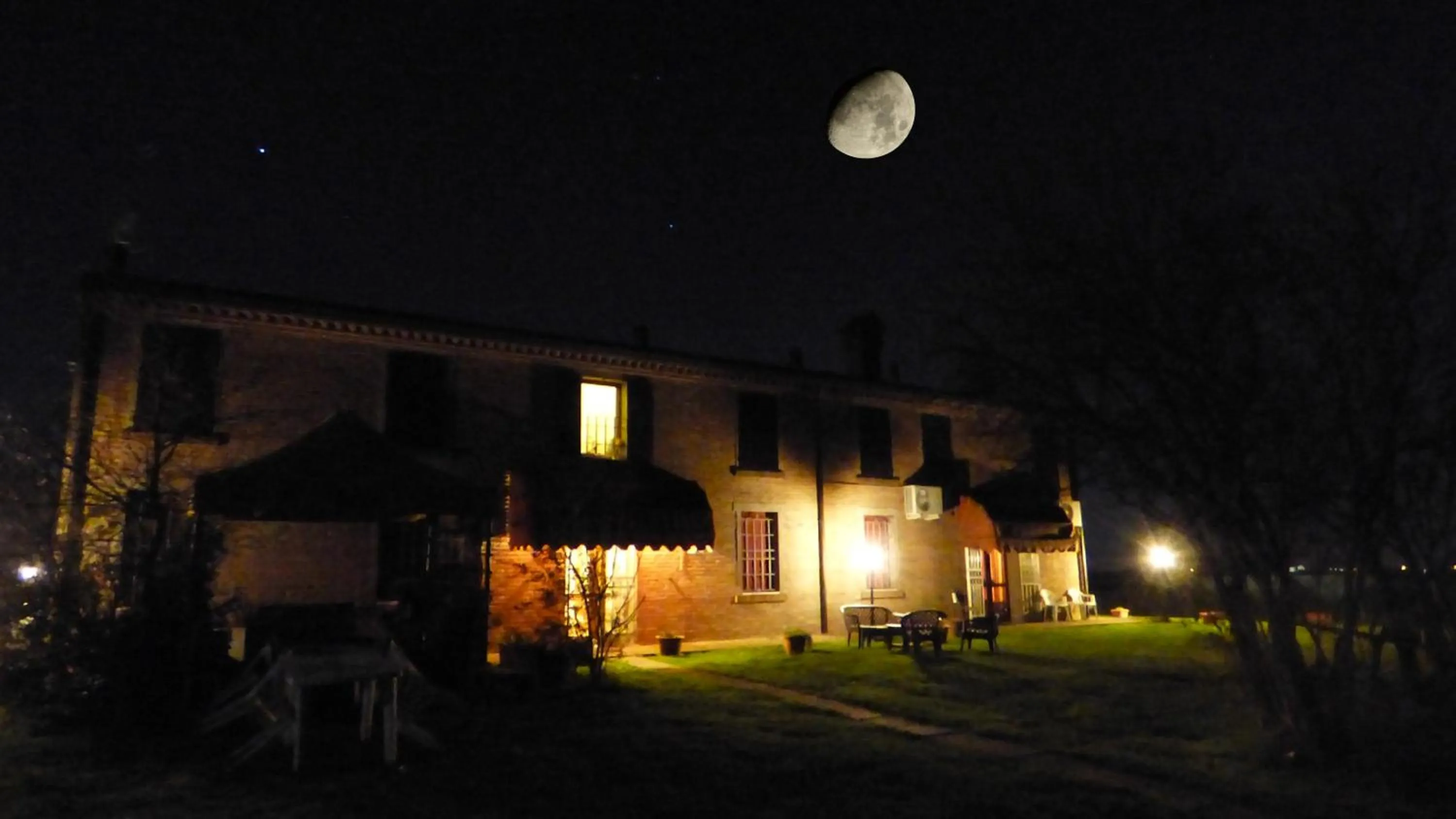 Facade/entrance in Il Frattiero B&B
