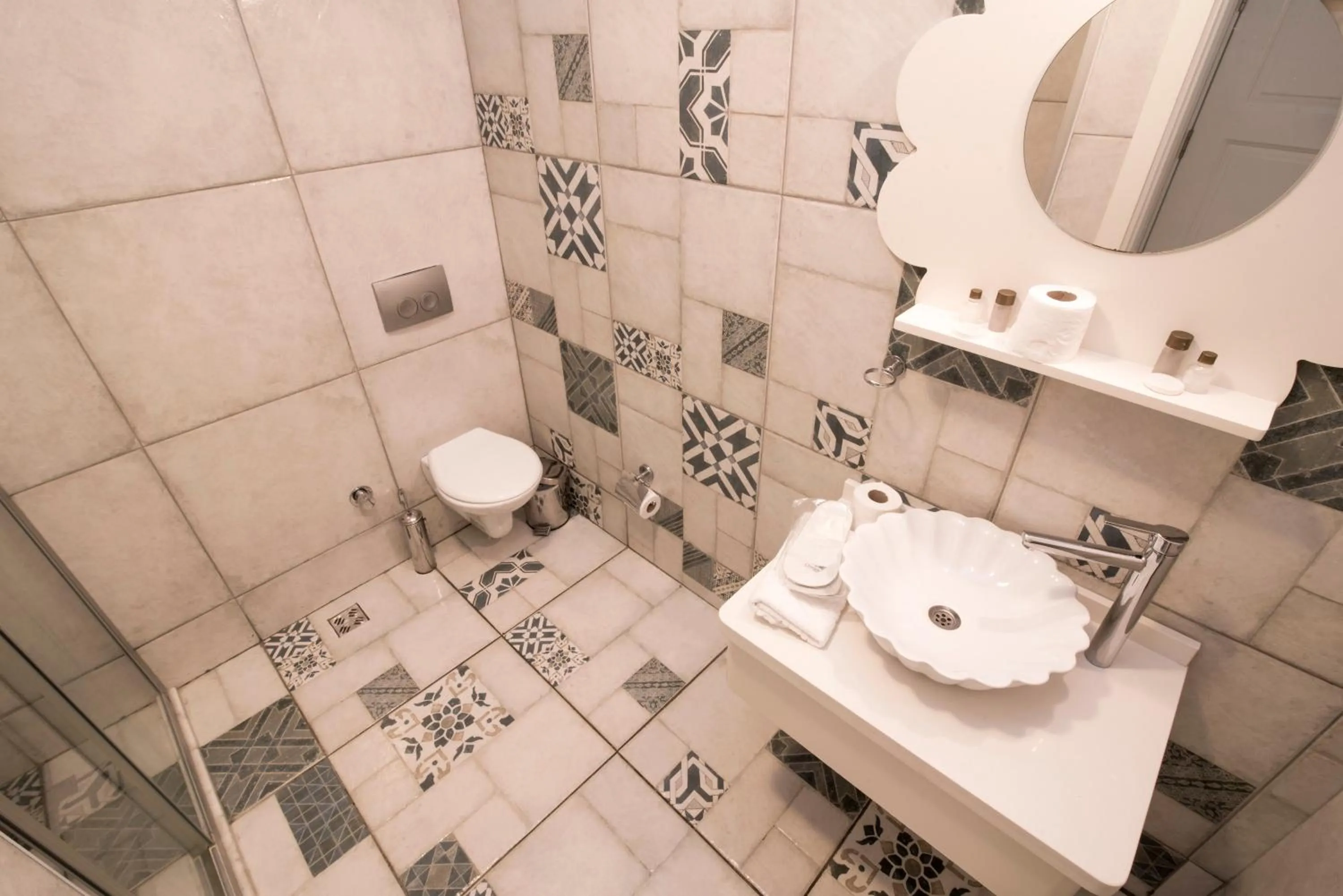 Bathroom in Buyukada Cankaya Hotel