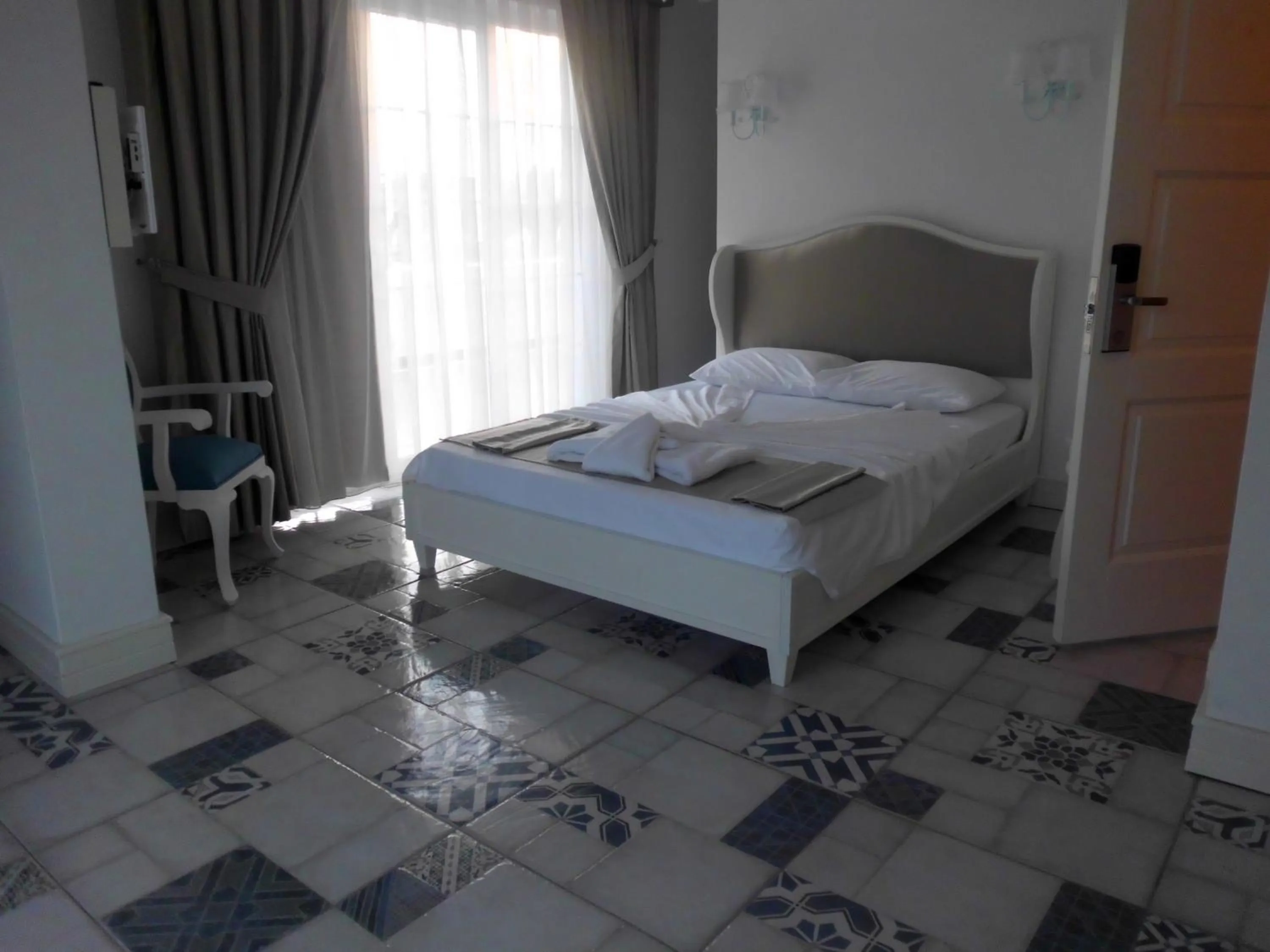 Bedroom, Bed in Buyukada Cankaya Hotel