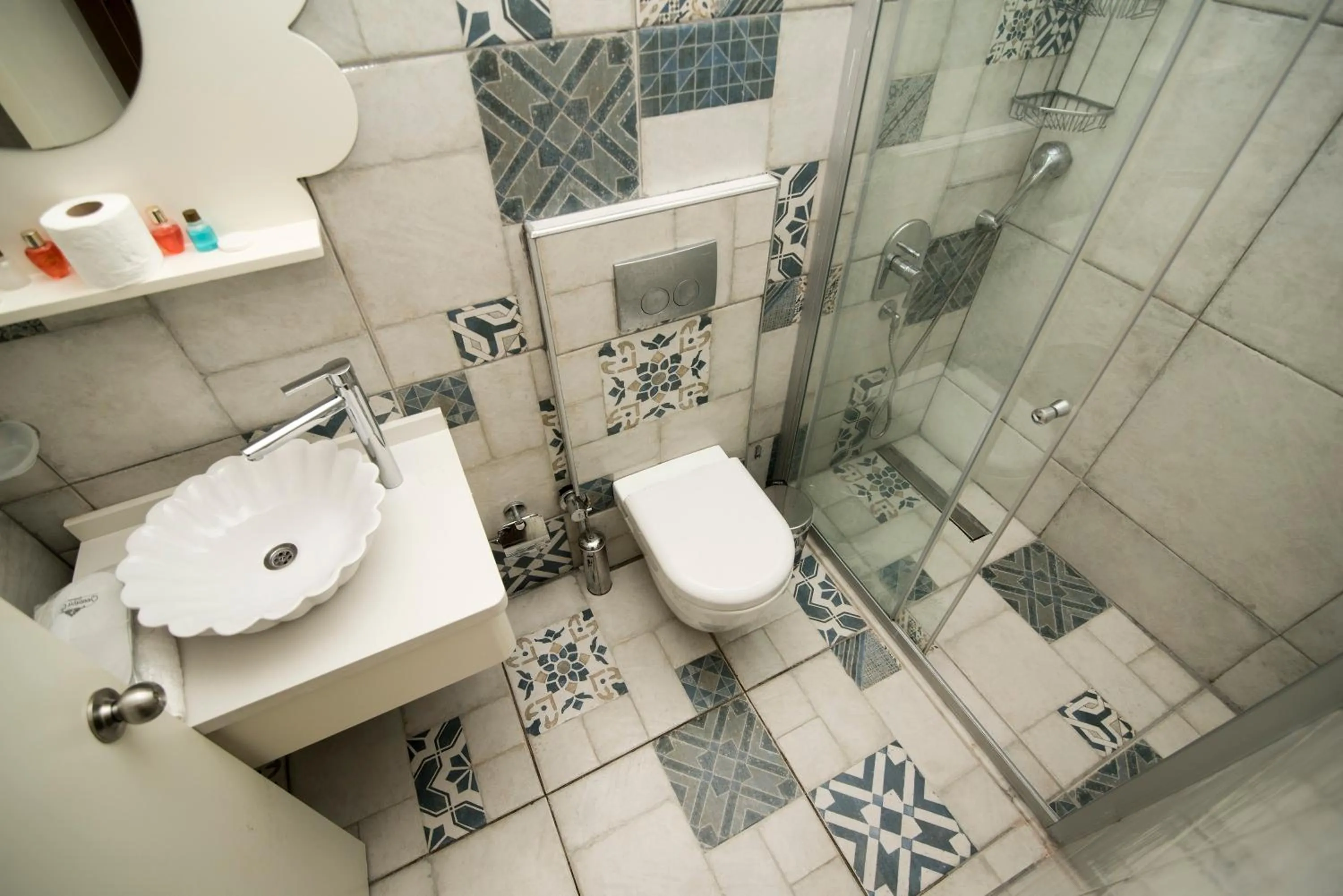 Bathroom in Buyukada Cankaya Hotel