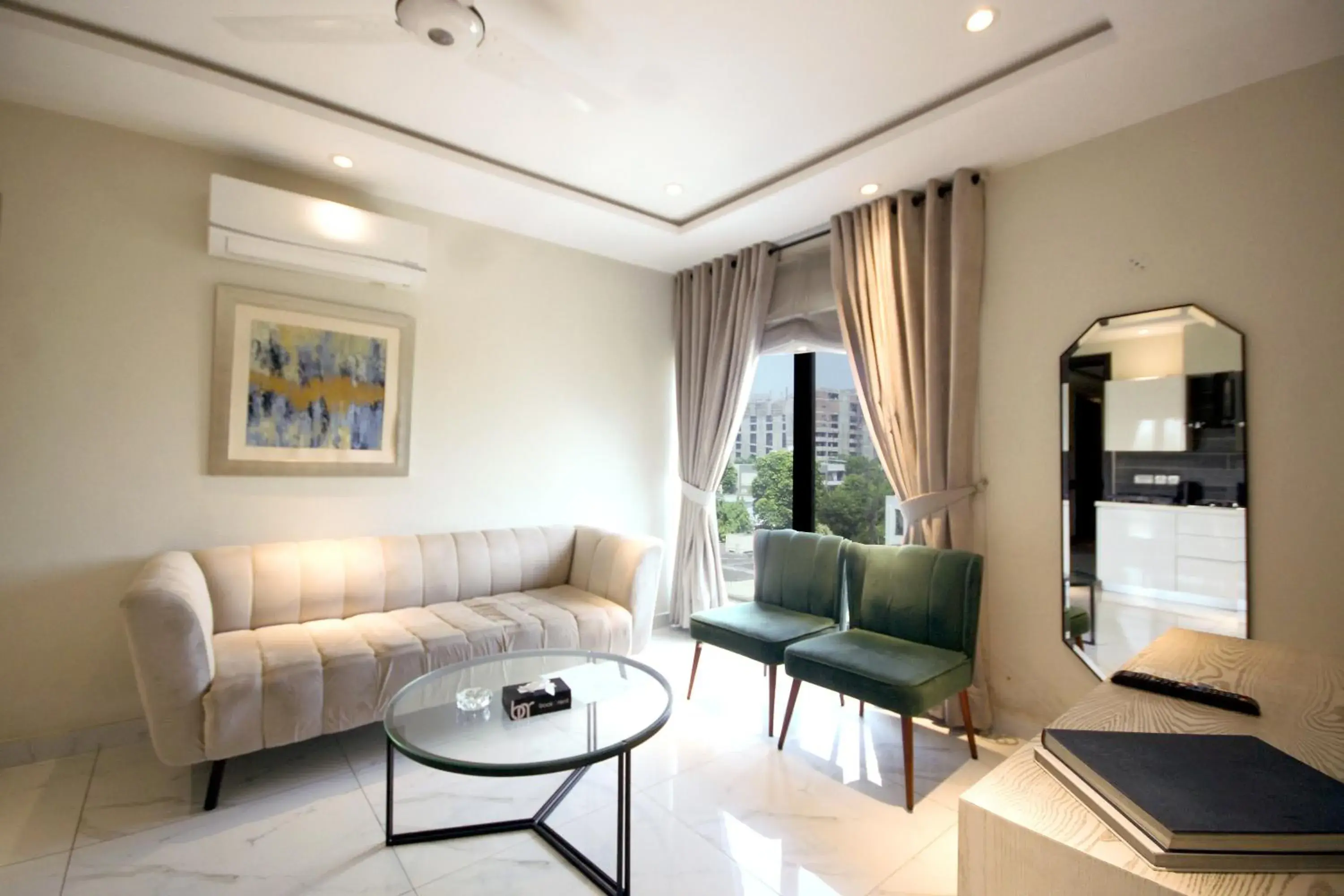 One-Bedroom Apartment with Balcony and City View in The Opus Luxury Residences One-Bedroom Apartment with Balcony and City View in The Opus Luxury Residences