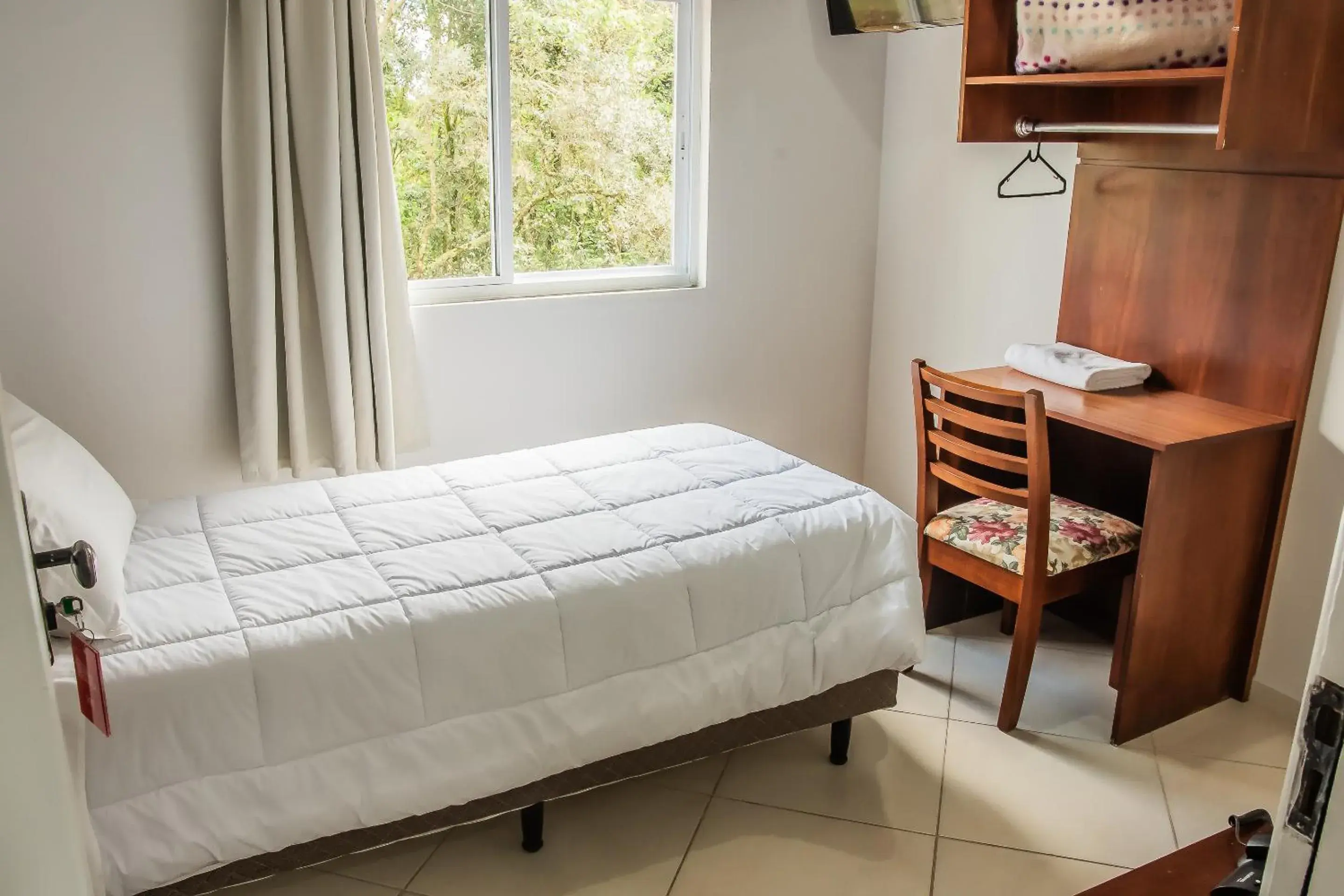 Single Room in Hotel Serra Canela Single Room in Hotel Serra Canela