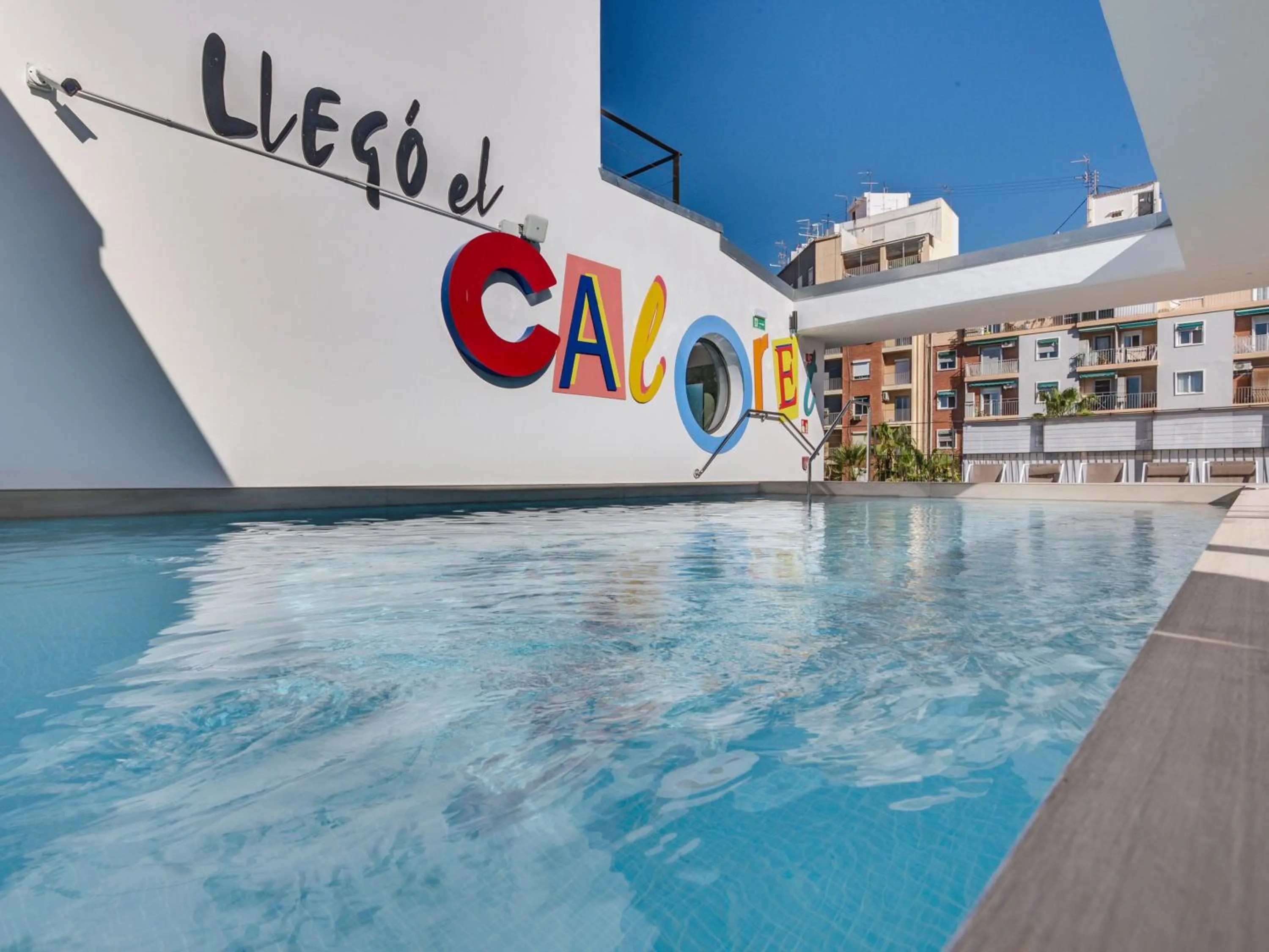 Swimming pool in Livensa Living Studios - Valencia Viveros