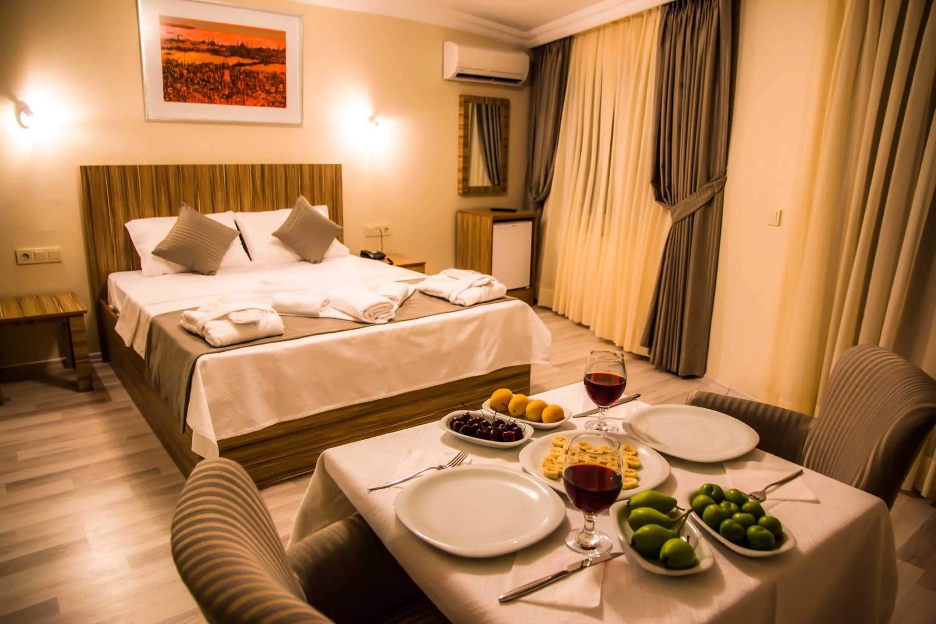 Bedroom, Bed in Berlin Hotel Nisantasi