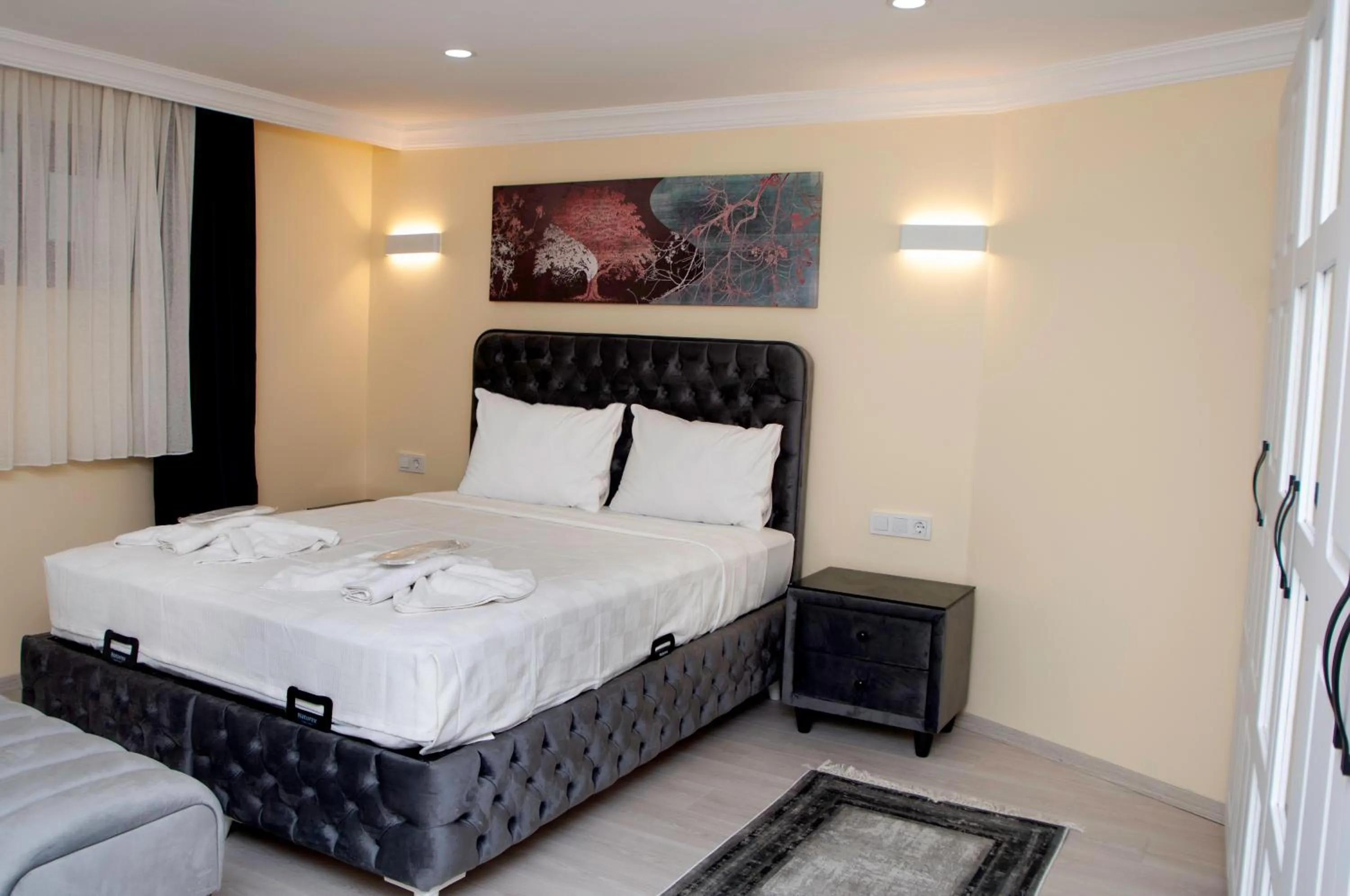 Bed in Berlin Hotel Nisantasi