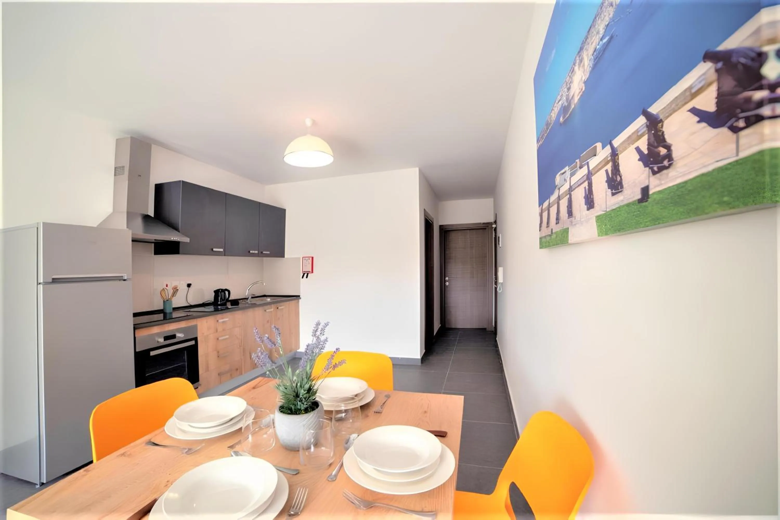 Kitchen or kitchenette in Elise Apartments