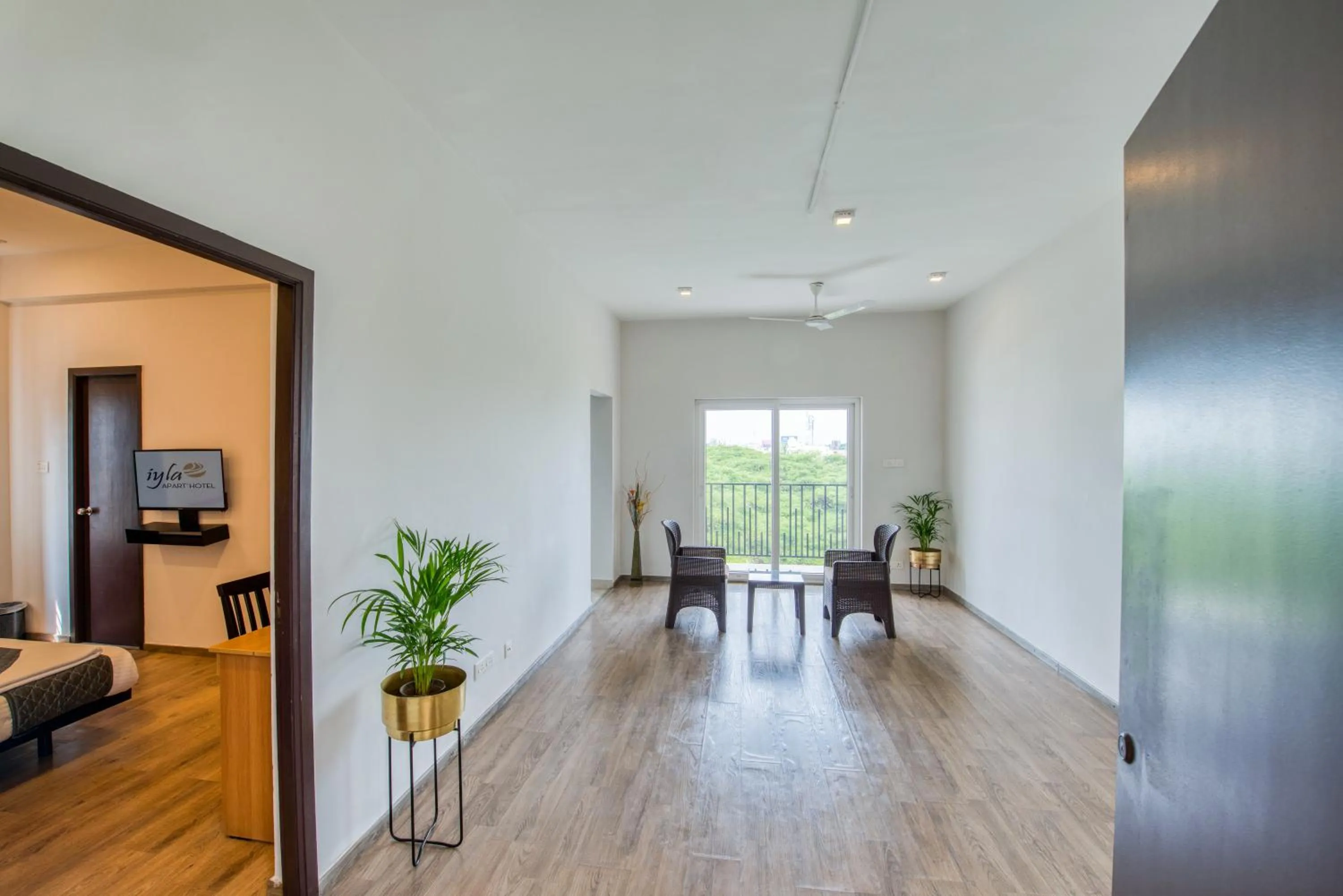 Facade/entrance in Iyla Apart Hotel