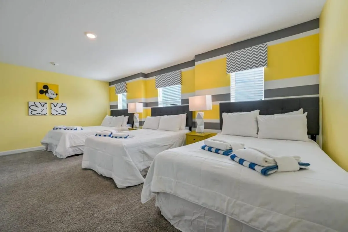 Bed in Charming Home Ideal Location Spacious Game Room