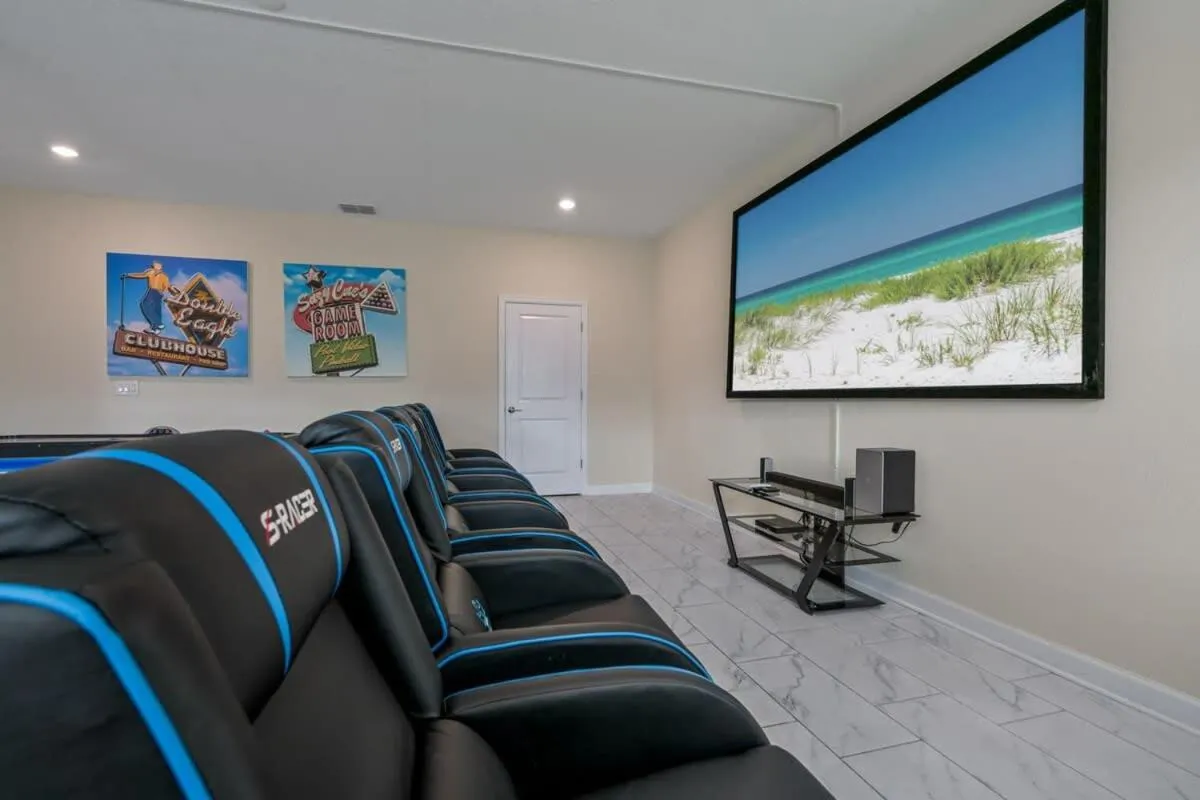 Charming Home Ideal Location Spacious Game Room
