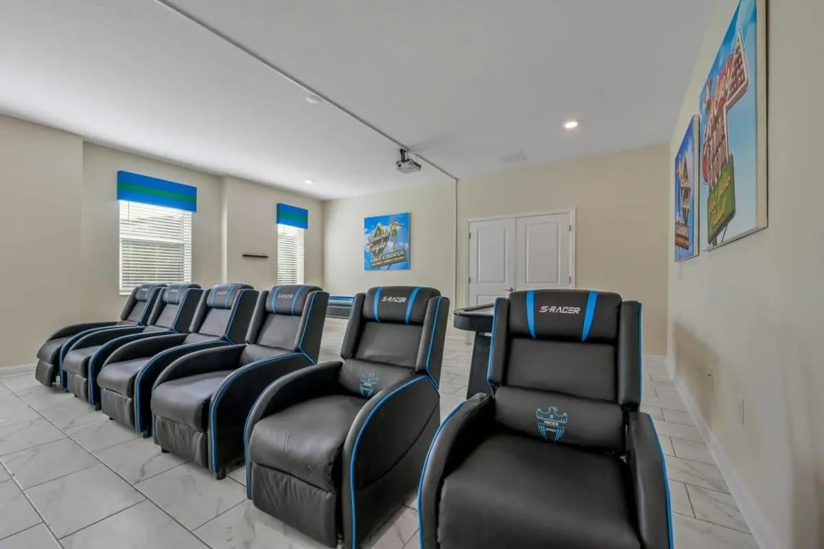 Charming Home Ideal Location Spacious Game Room