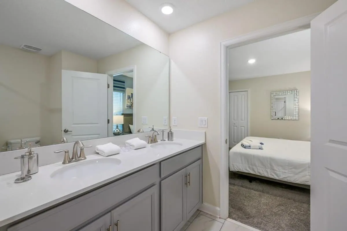 Bed in Charming Home Ideal Location Spacious Game Room